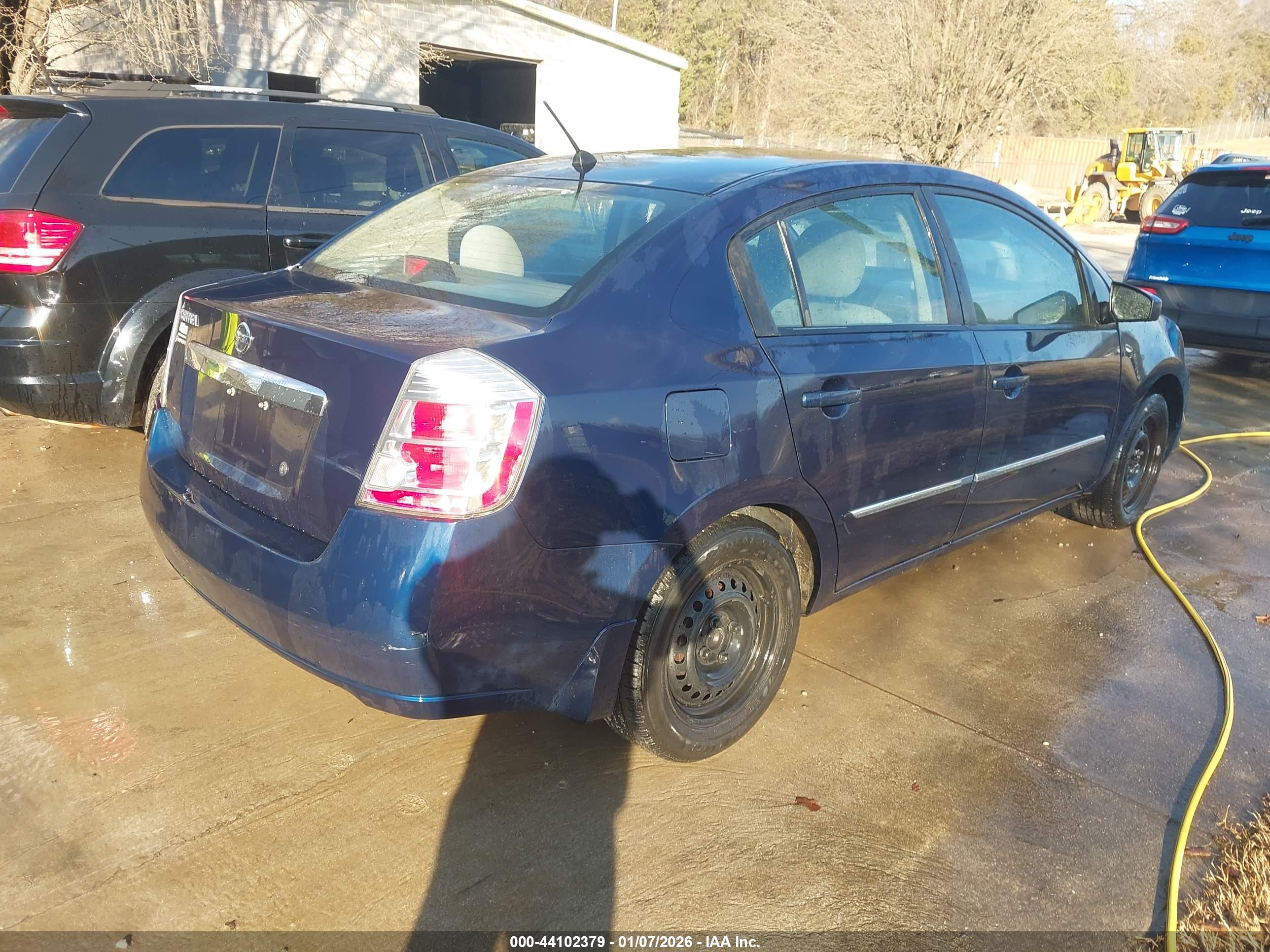NISSAN SENTRA image 4