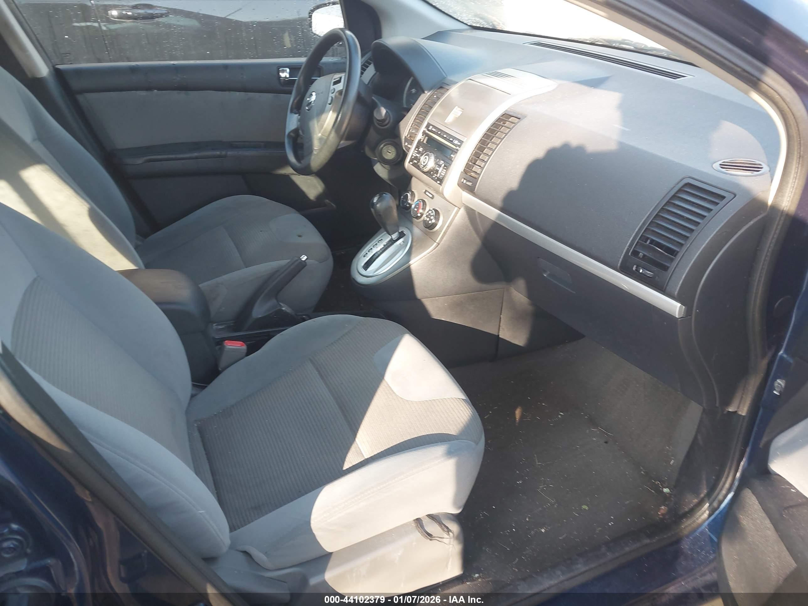 NISSAN SENTRA image 5
