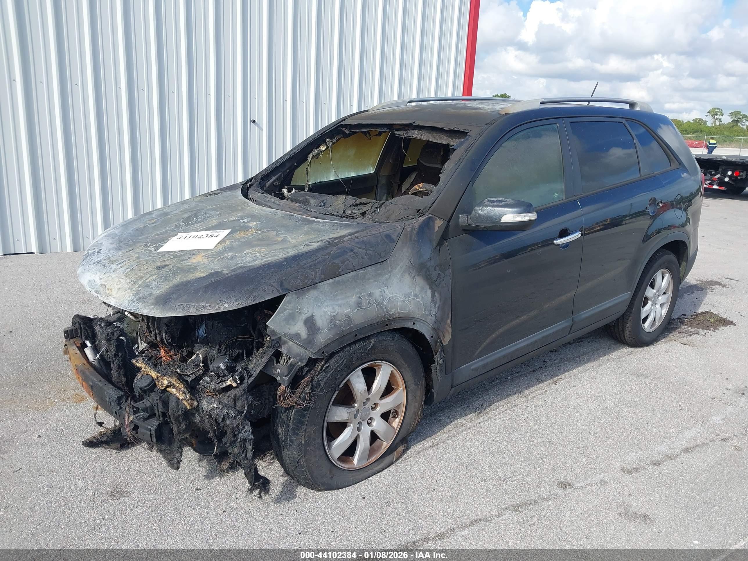 KIA SORENTO image 2
