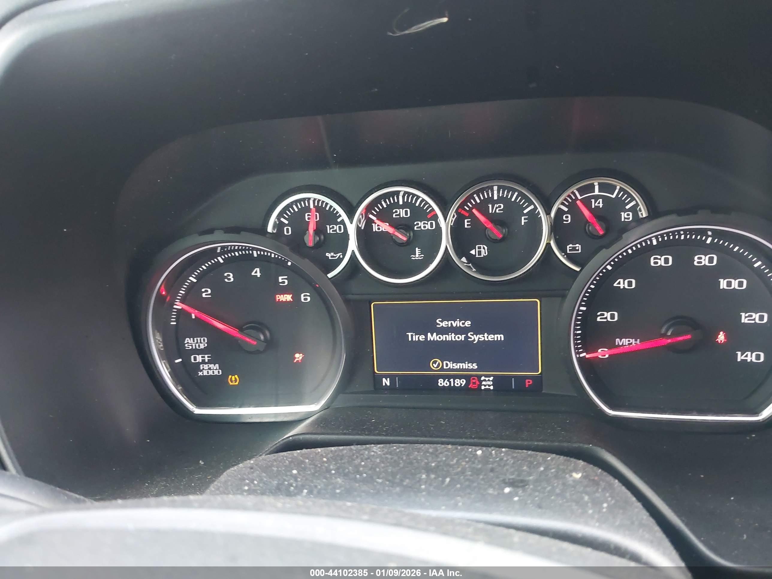 CHEVROLET TAHOE image 7