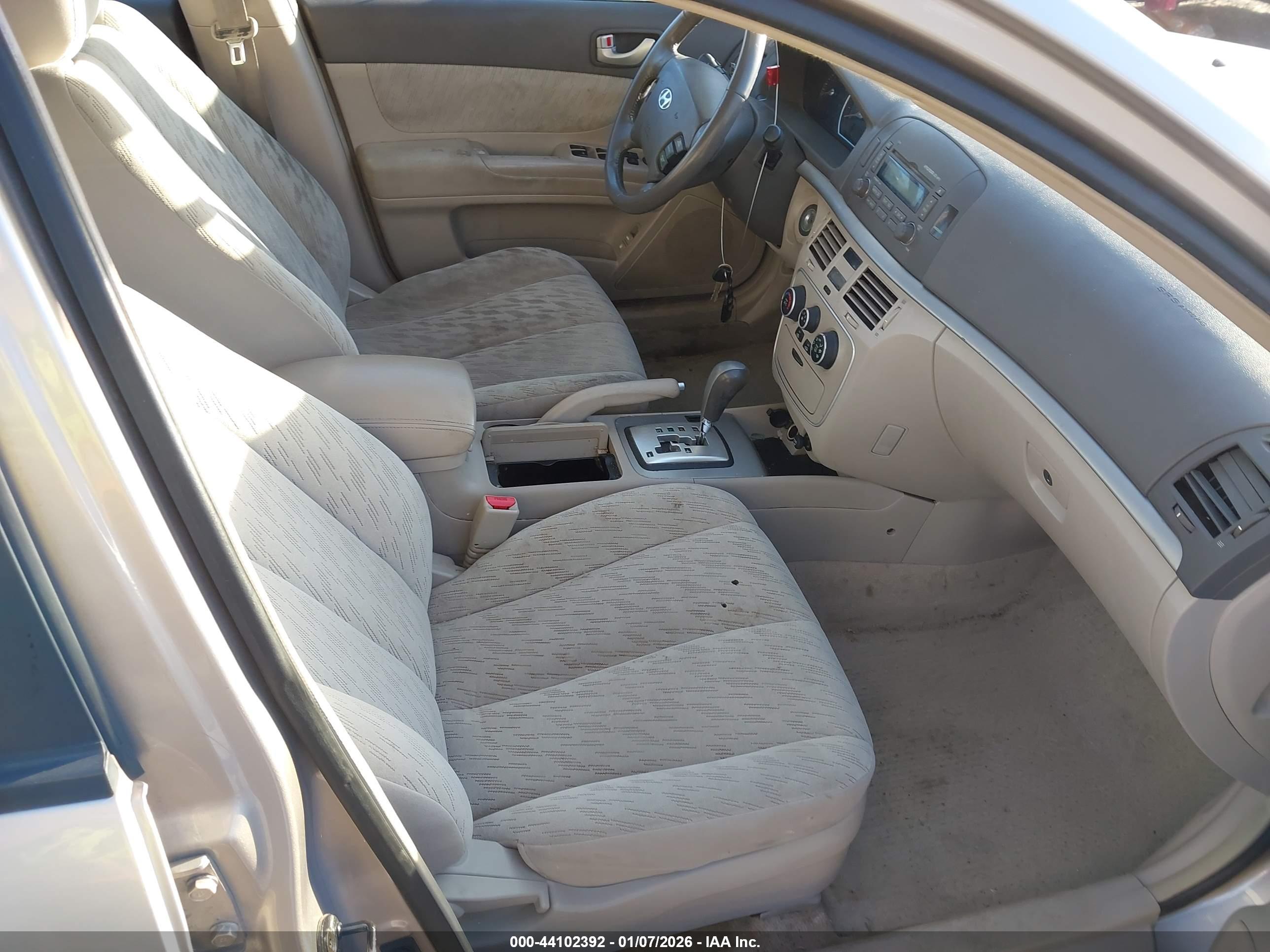 HYUNDAI SONATA image 5