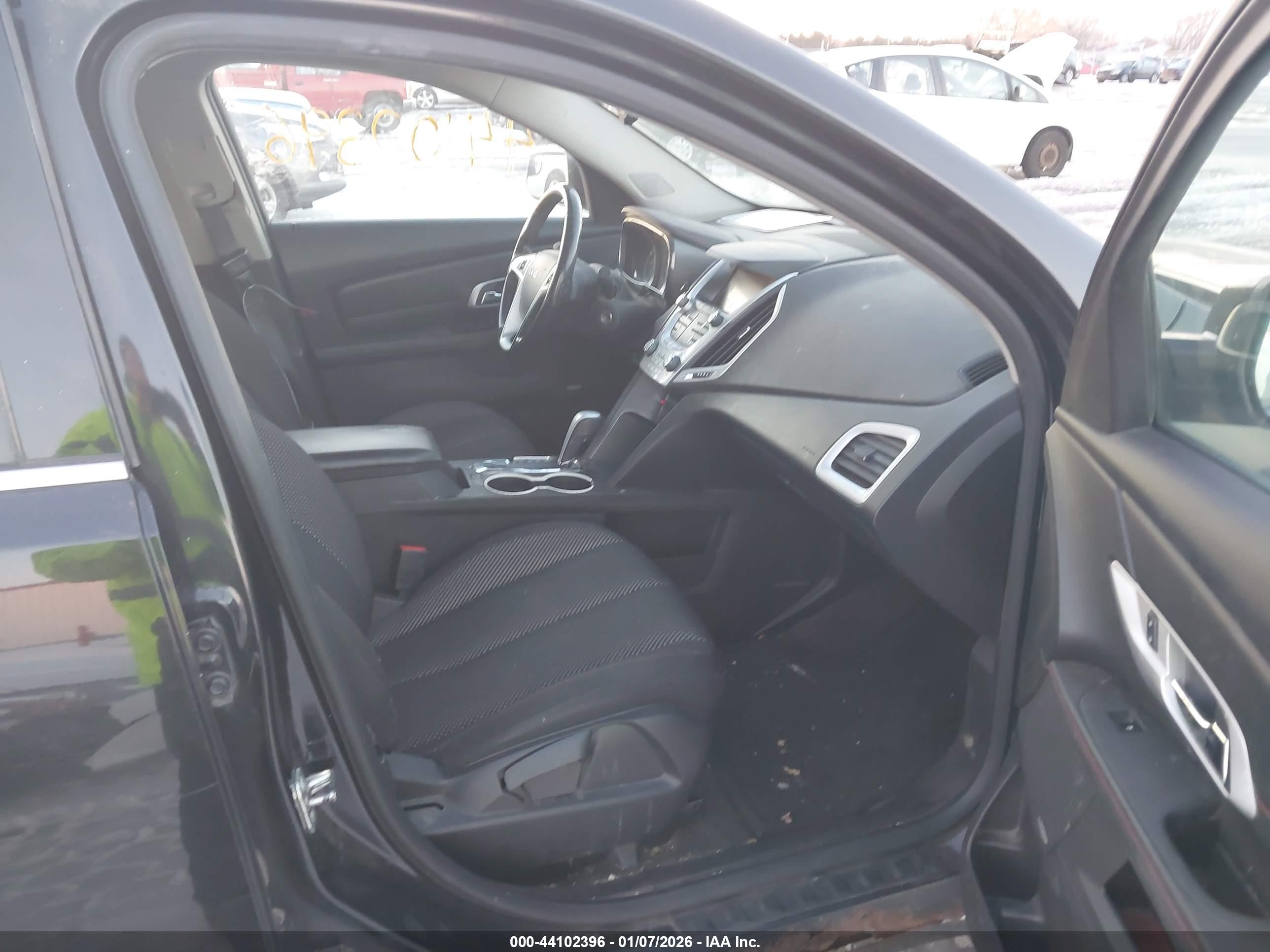GMC TERRAIN image 5