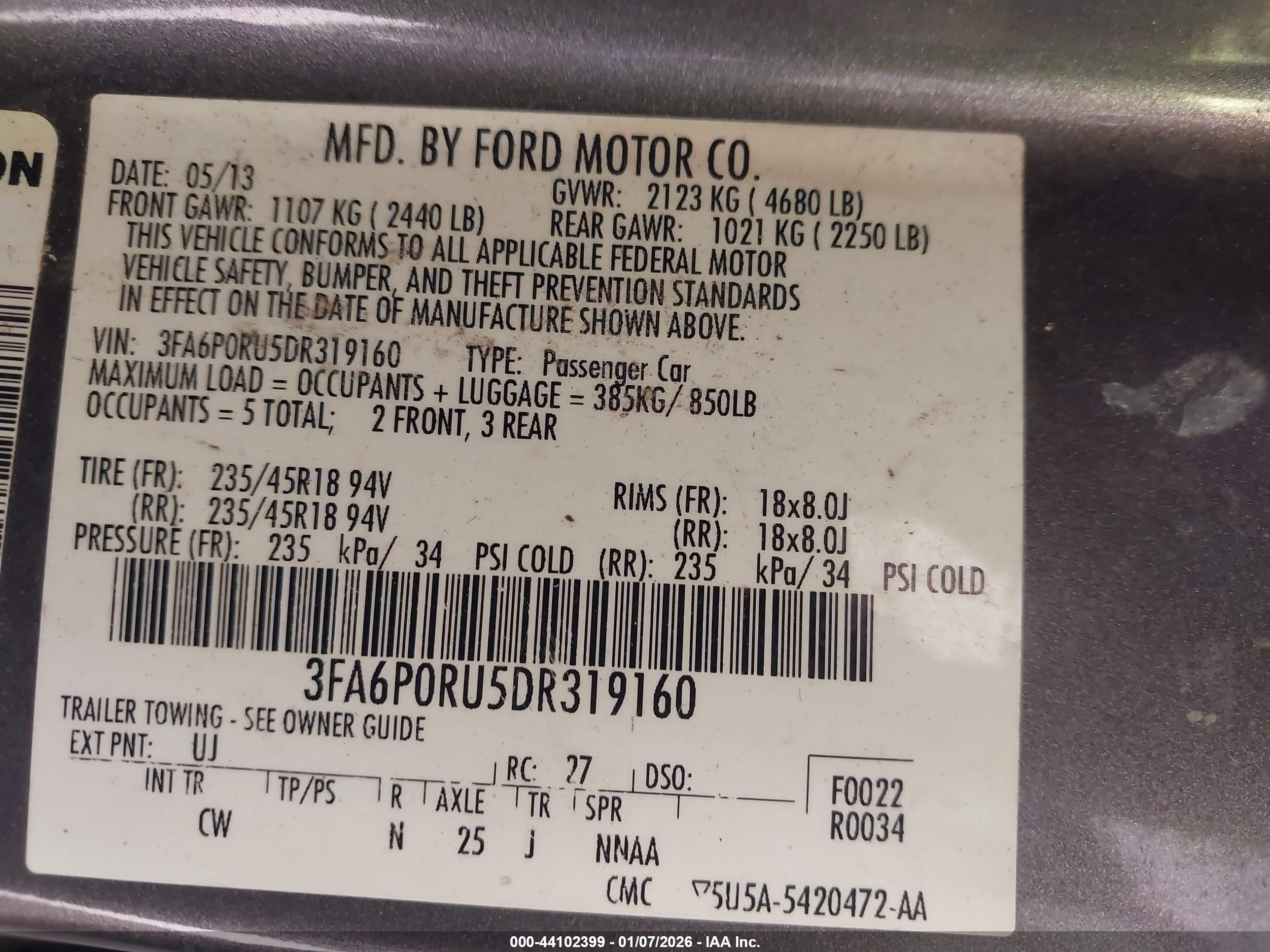 FORD FUSION image 9