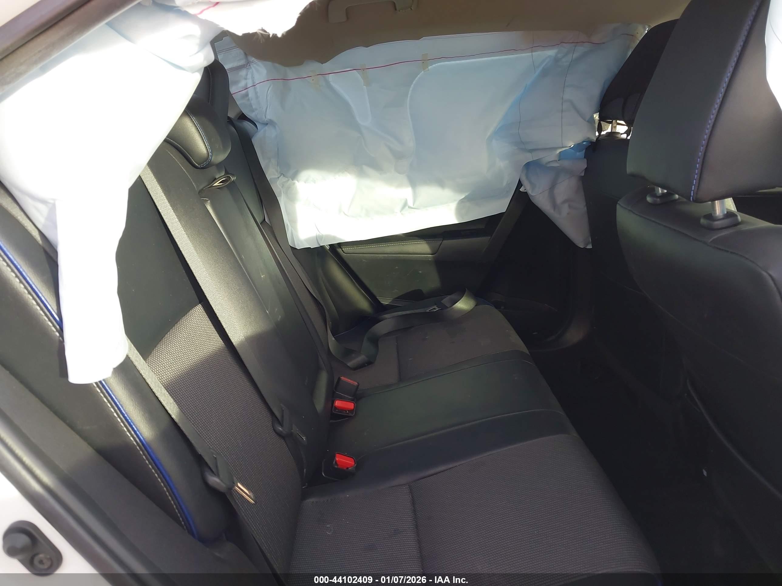 TOYOTA COROLLA image 8