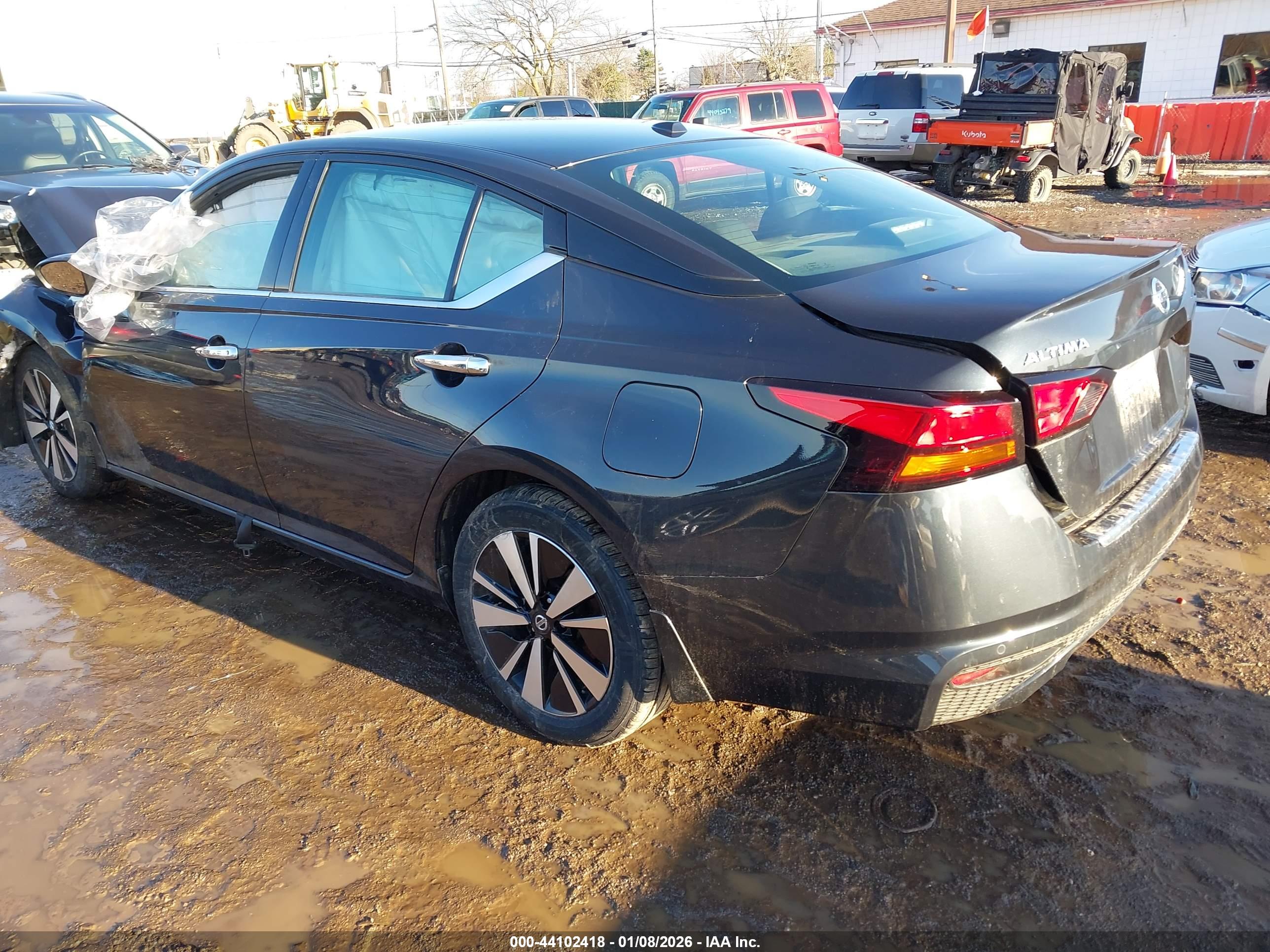 NISSAN ALTIMA image 3