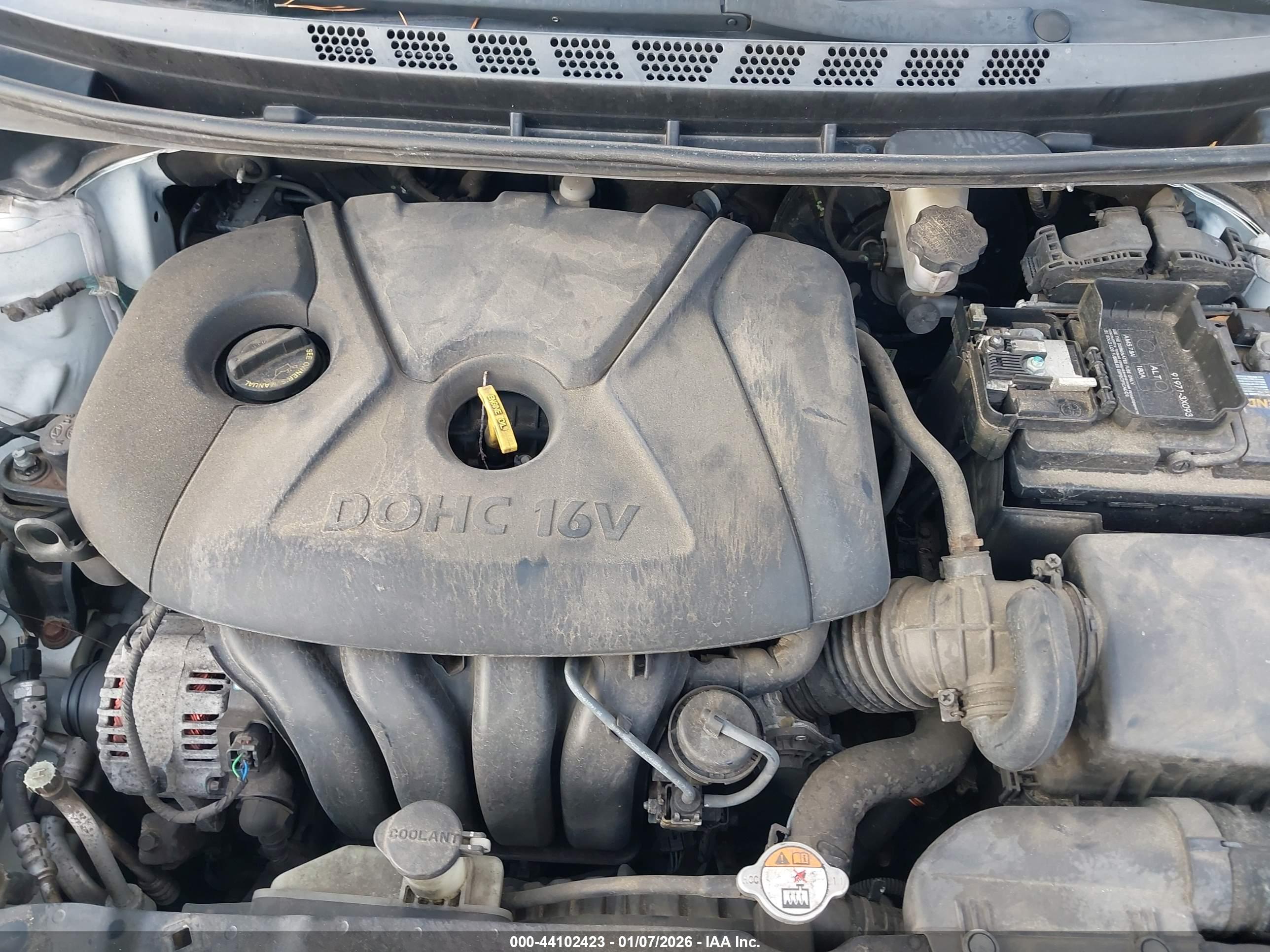 HYUNDAI ELANTRA image 10