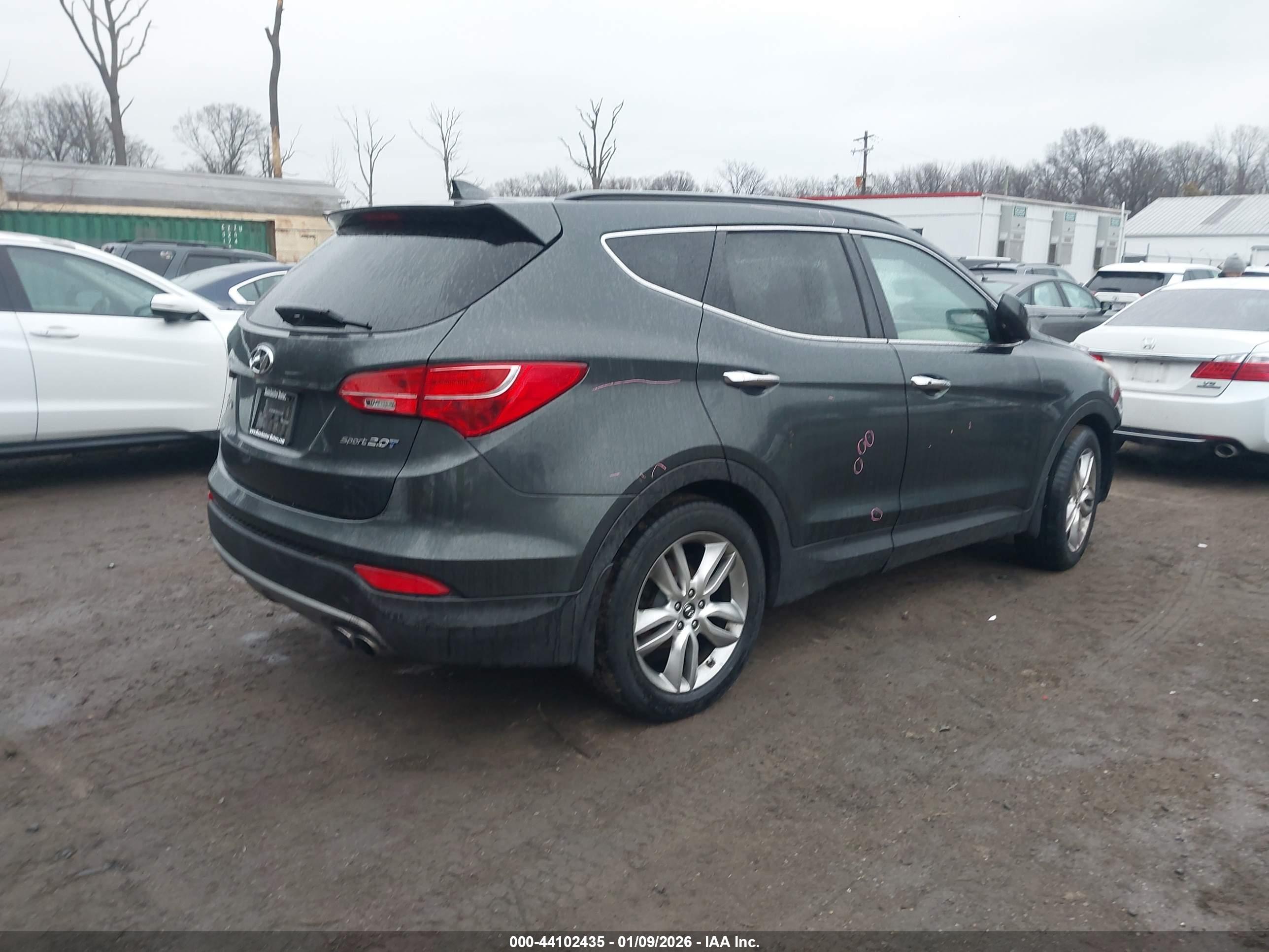 HYUNDAI SANTA image 4