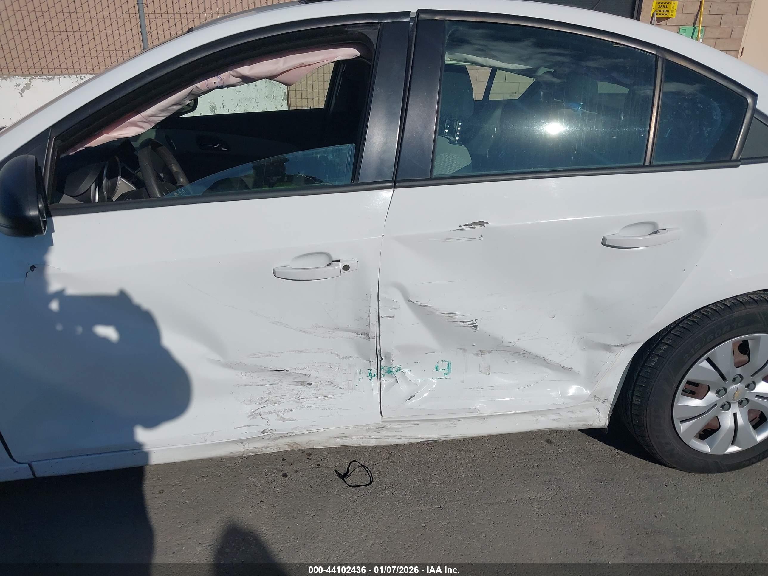 CHEVROLET CRUZE image 6