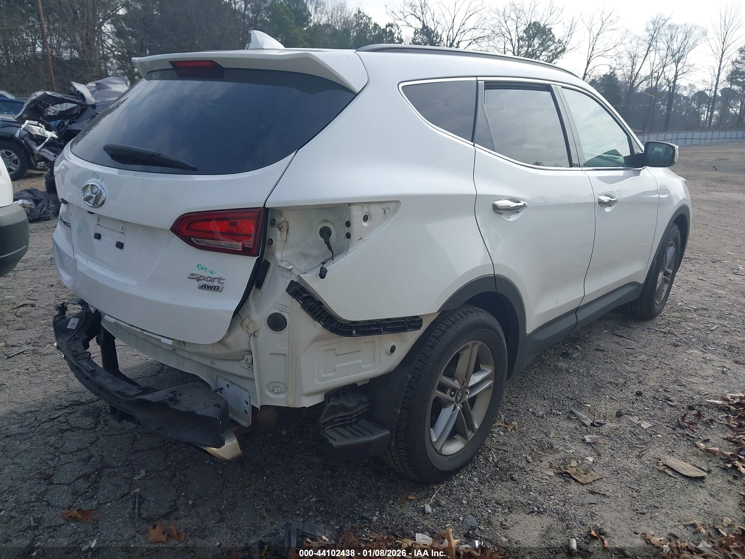 HYUNDAI SANTA image 4