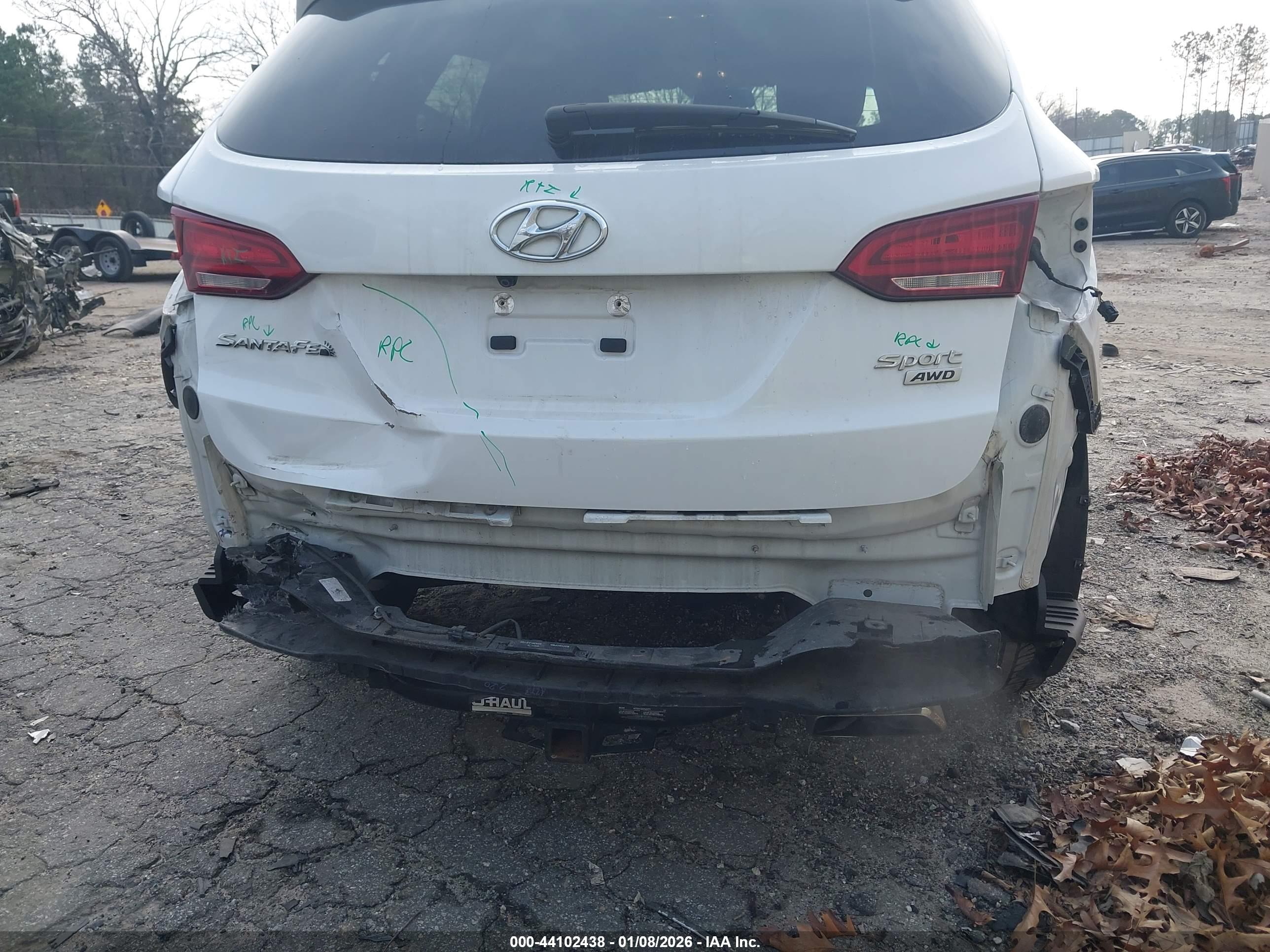 HYUNDAI SANTA image 6