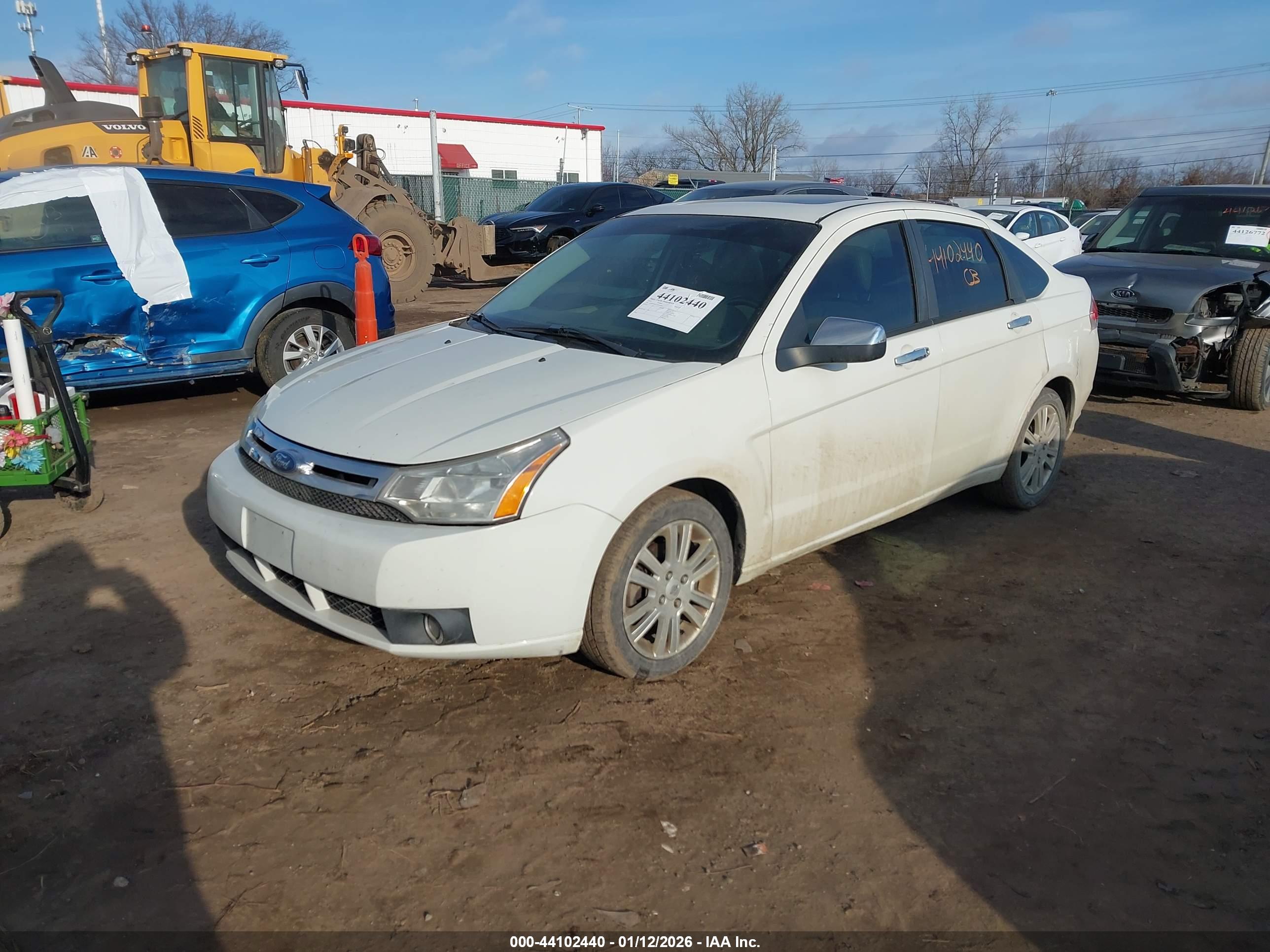 FORD FOCUS image 2
