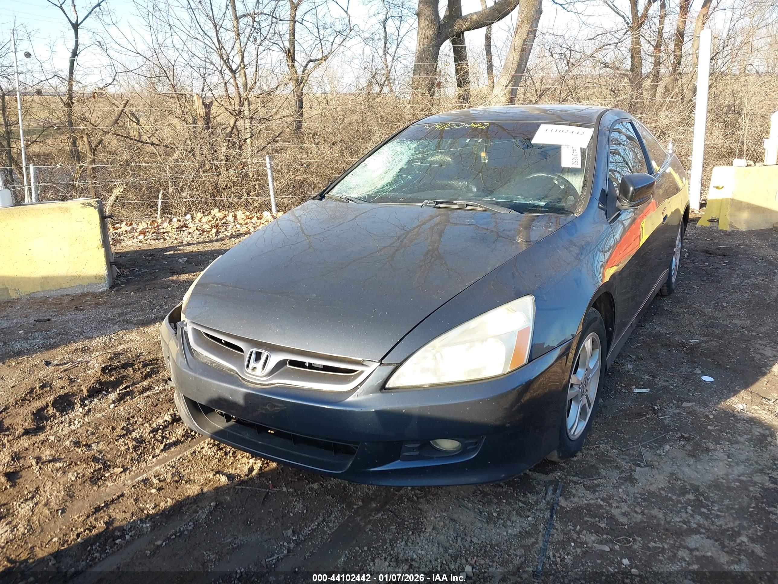 HONDA ACCORD image 2
