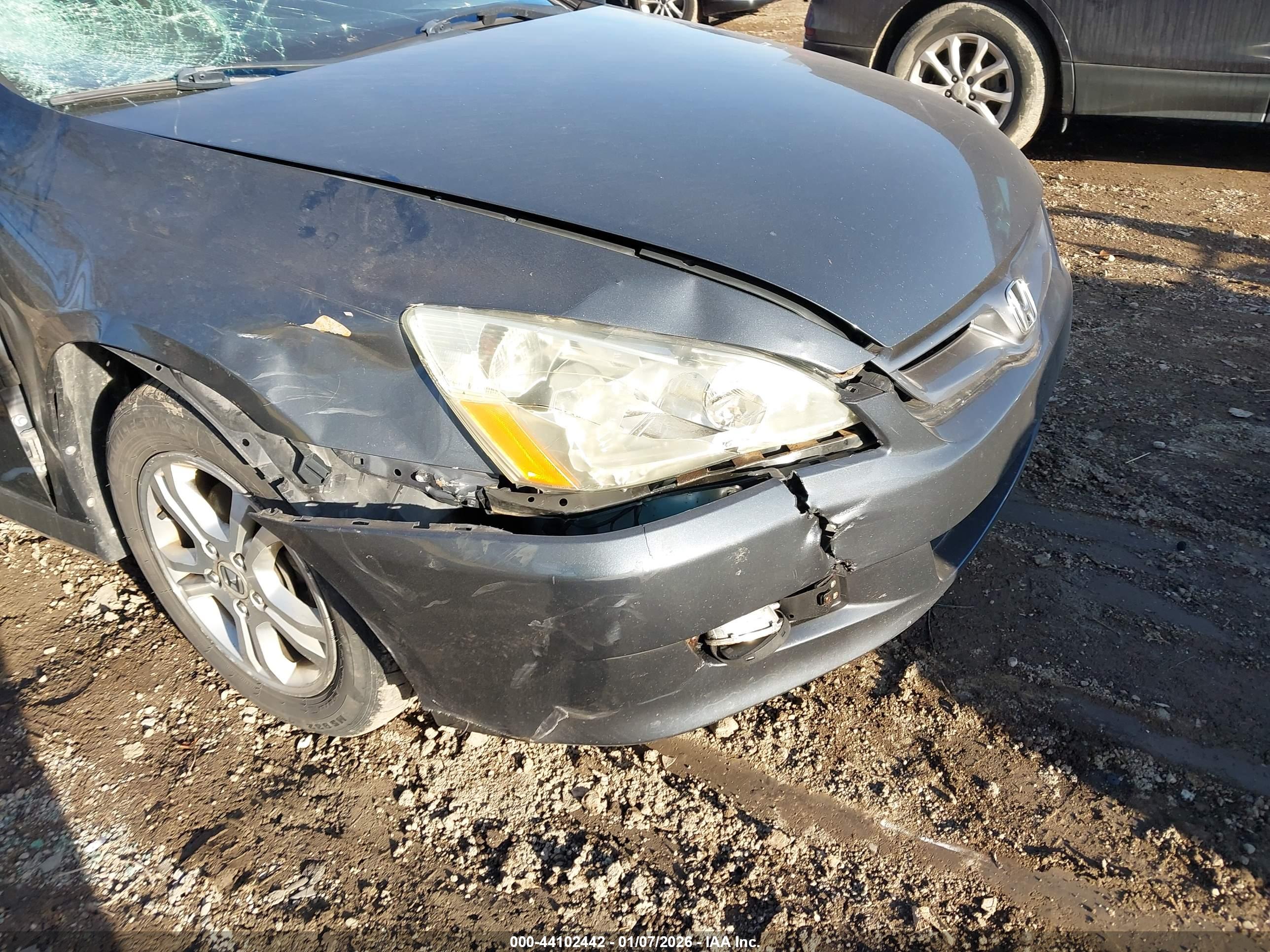 HONDA ACCORD image 6