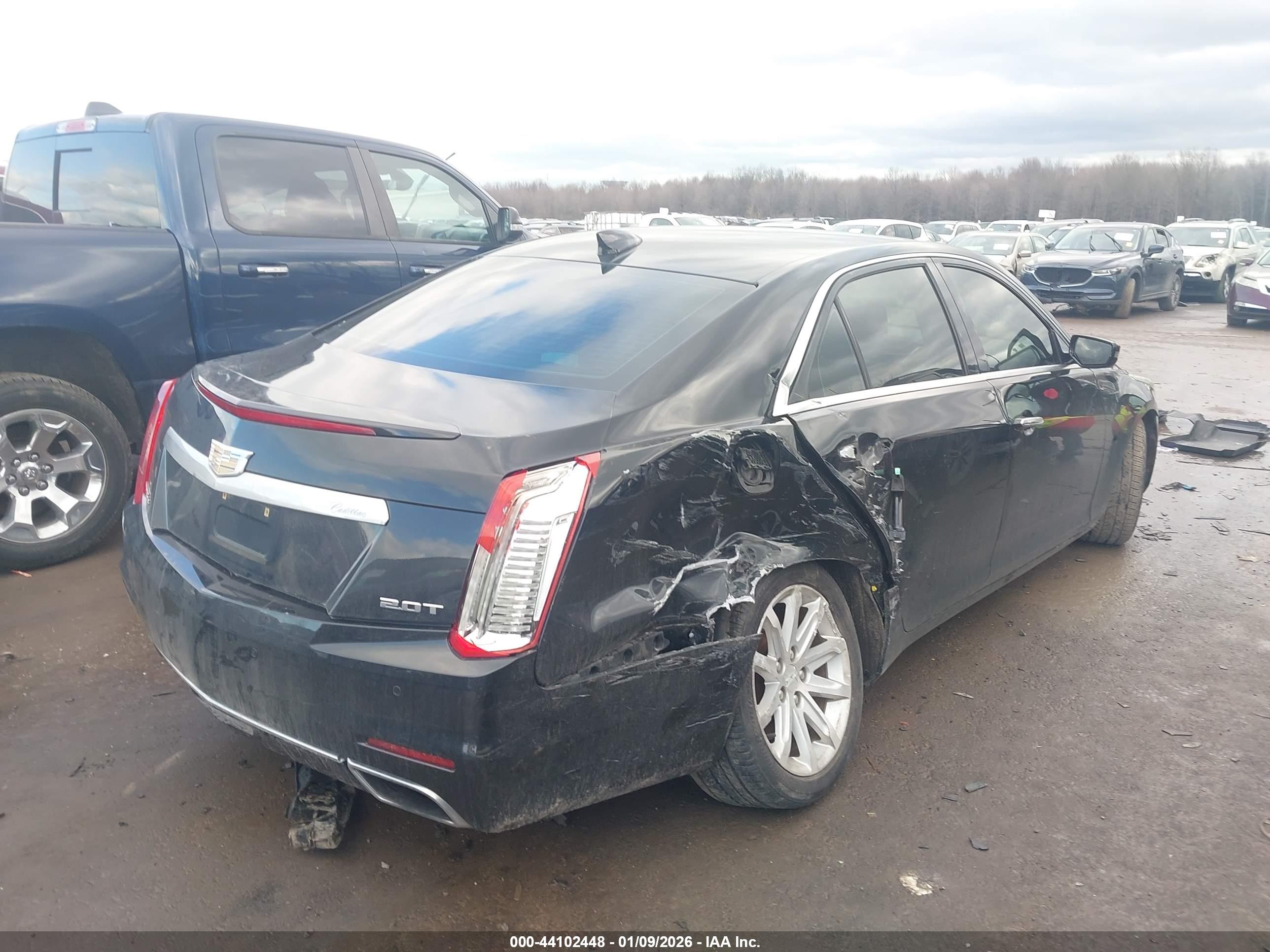 CADILLAC CTS image 4