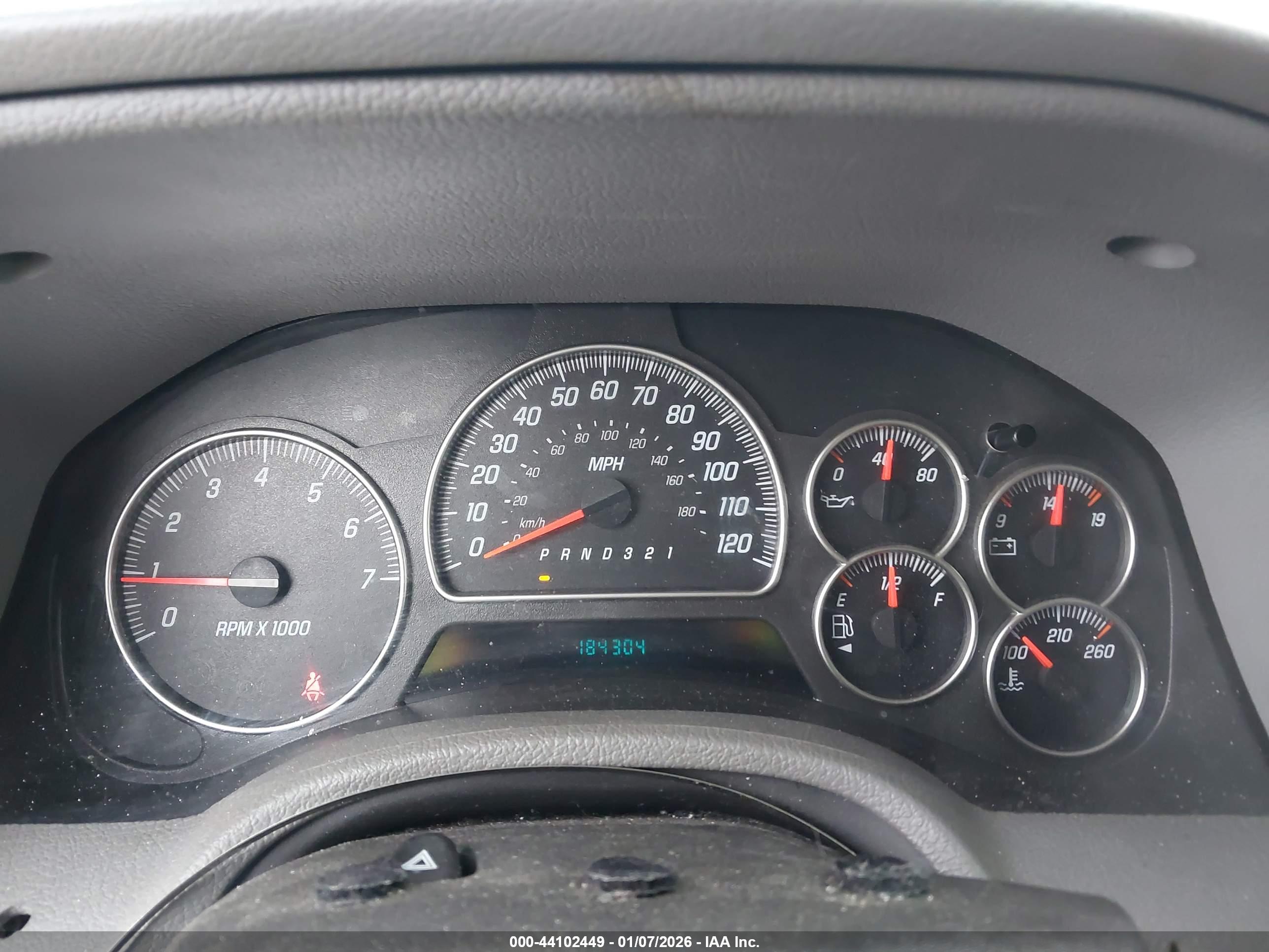 GMC ENVOY image 7