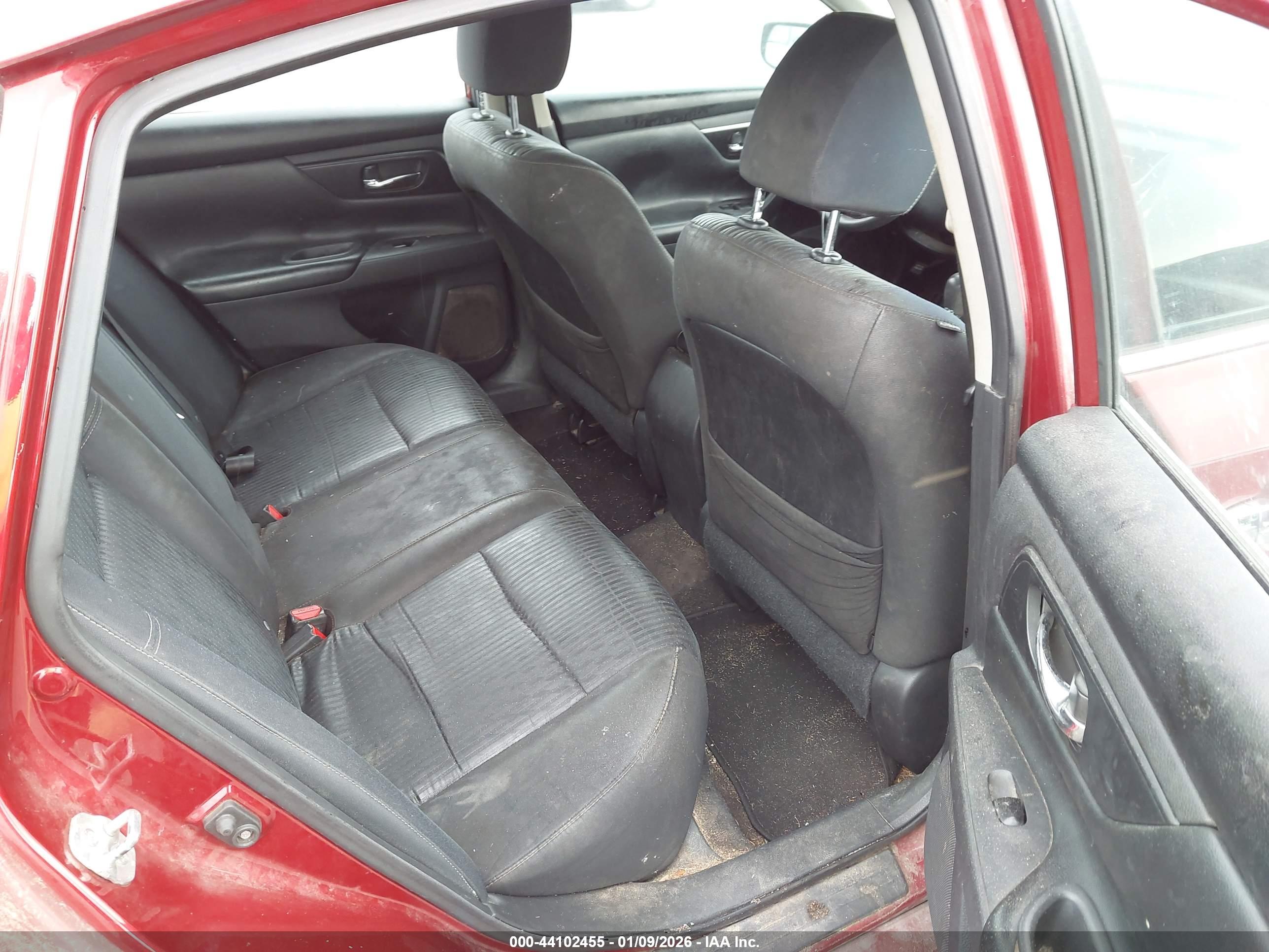 NISSAN ALTIMA image 8