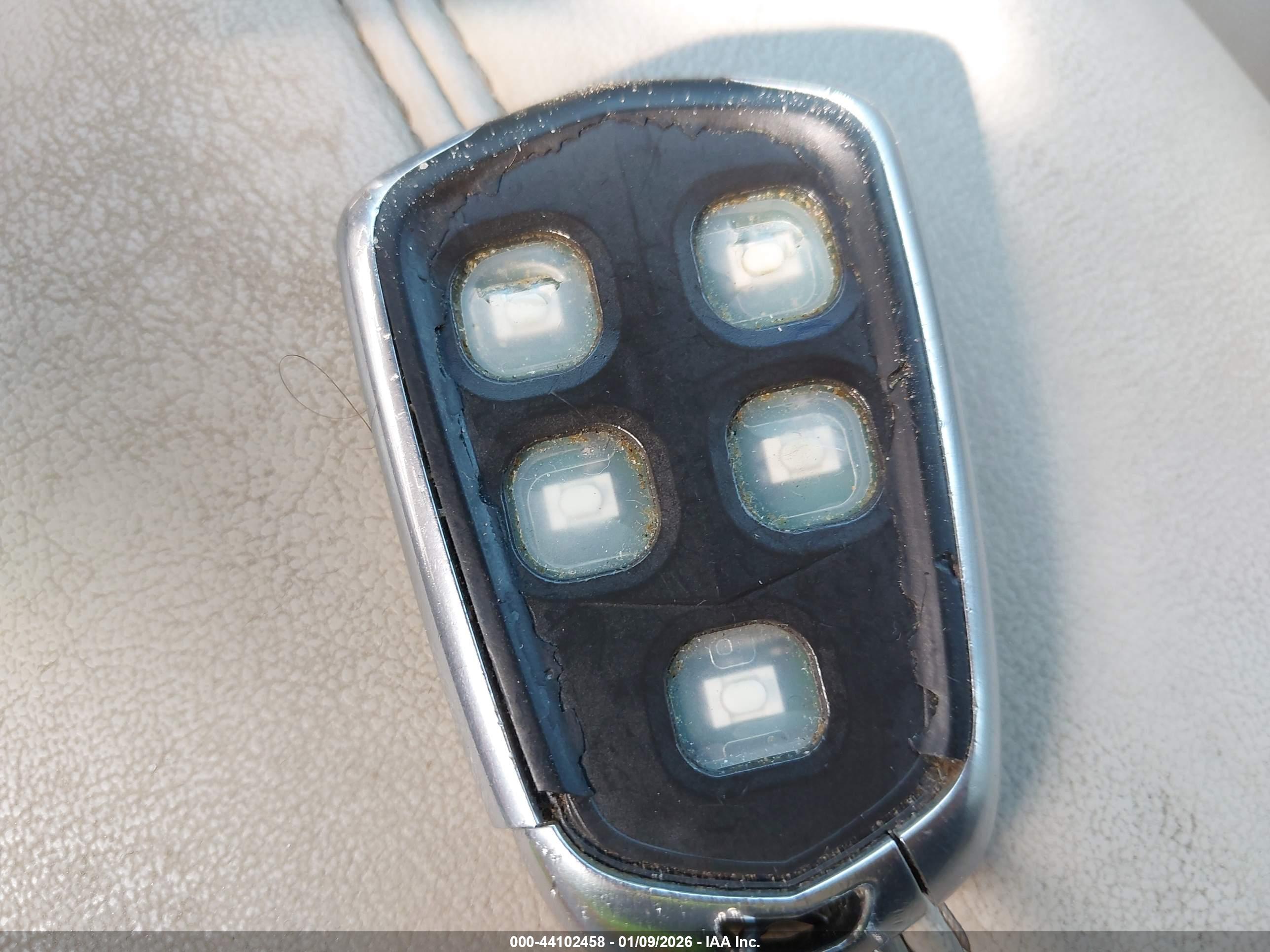 CADILLAC XTS image 11