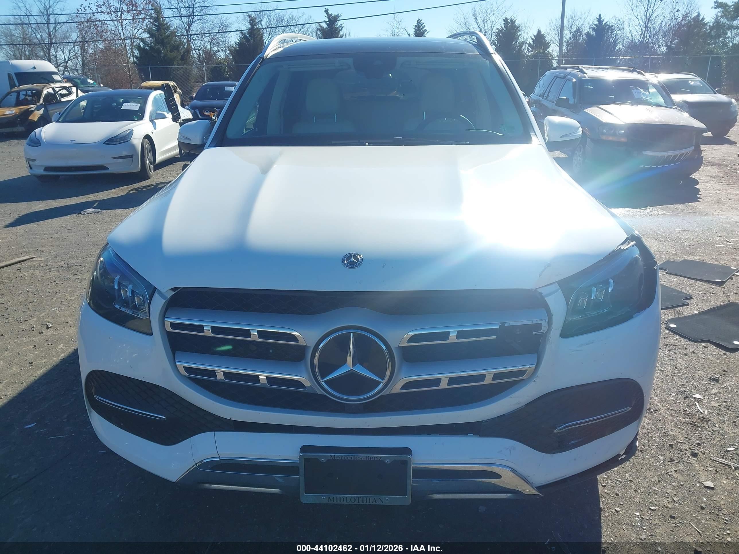 MERCEDES-BENZ GLS image 6