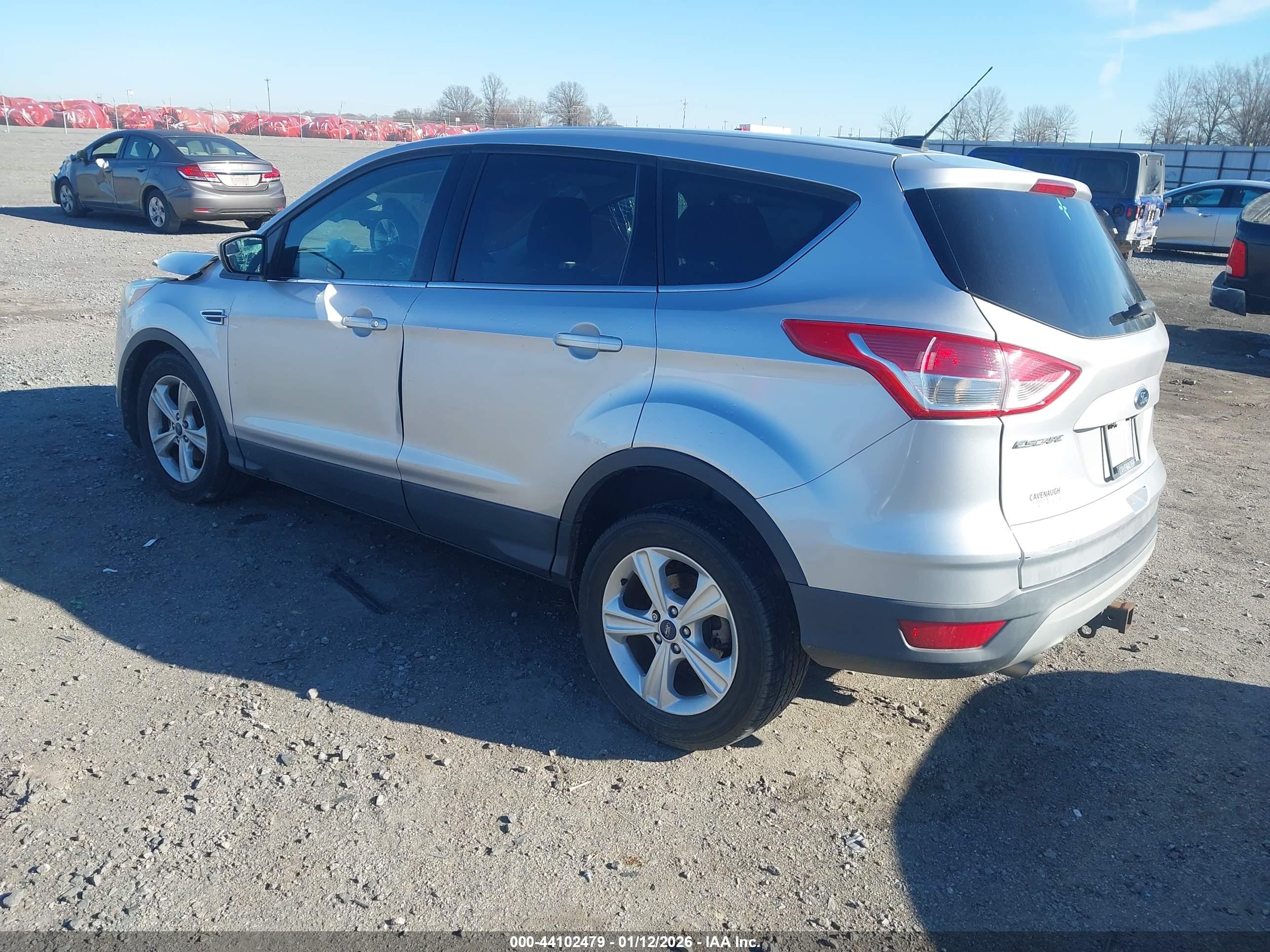FORD ESCAPE image 3
