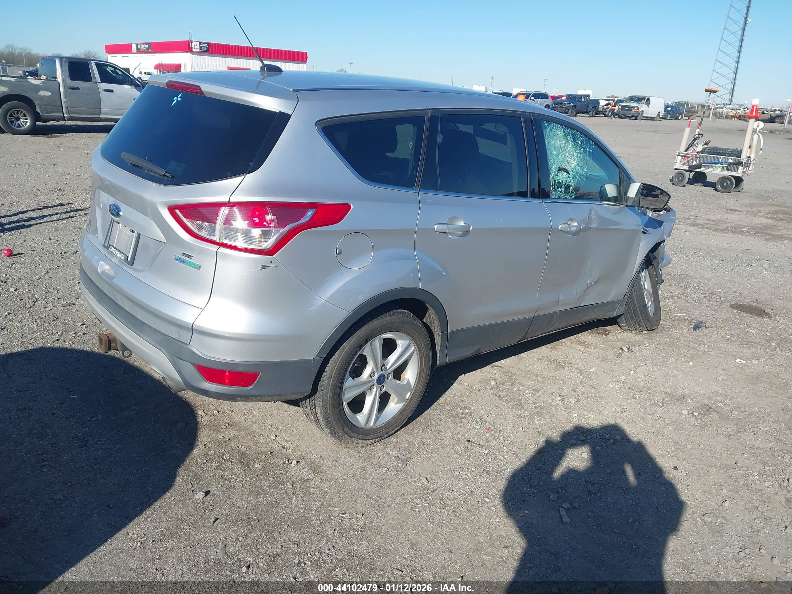 FORD ESCAPE image 4