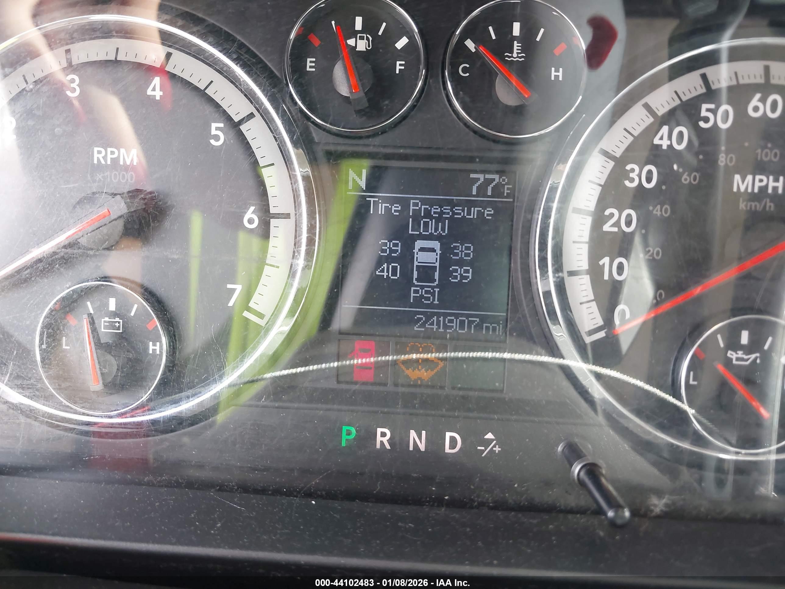 DODGE RAM image 7