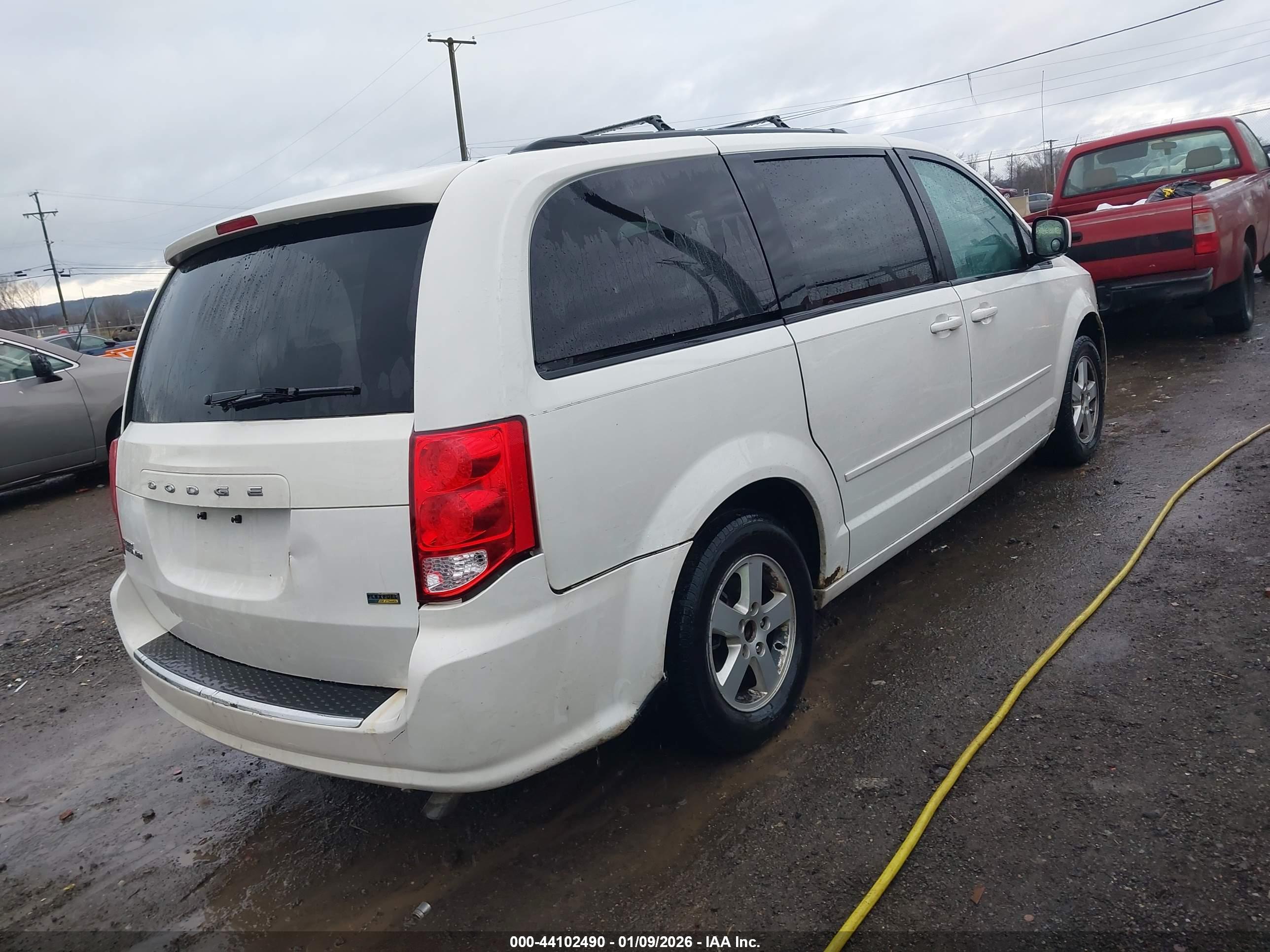 DODGE GRAND image 4