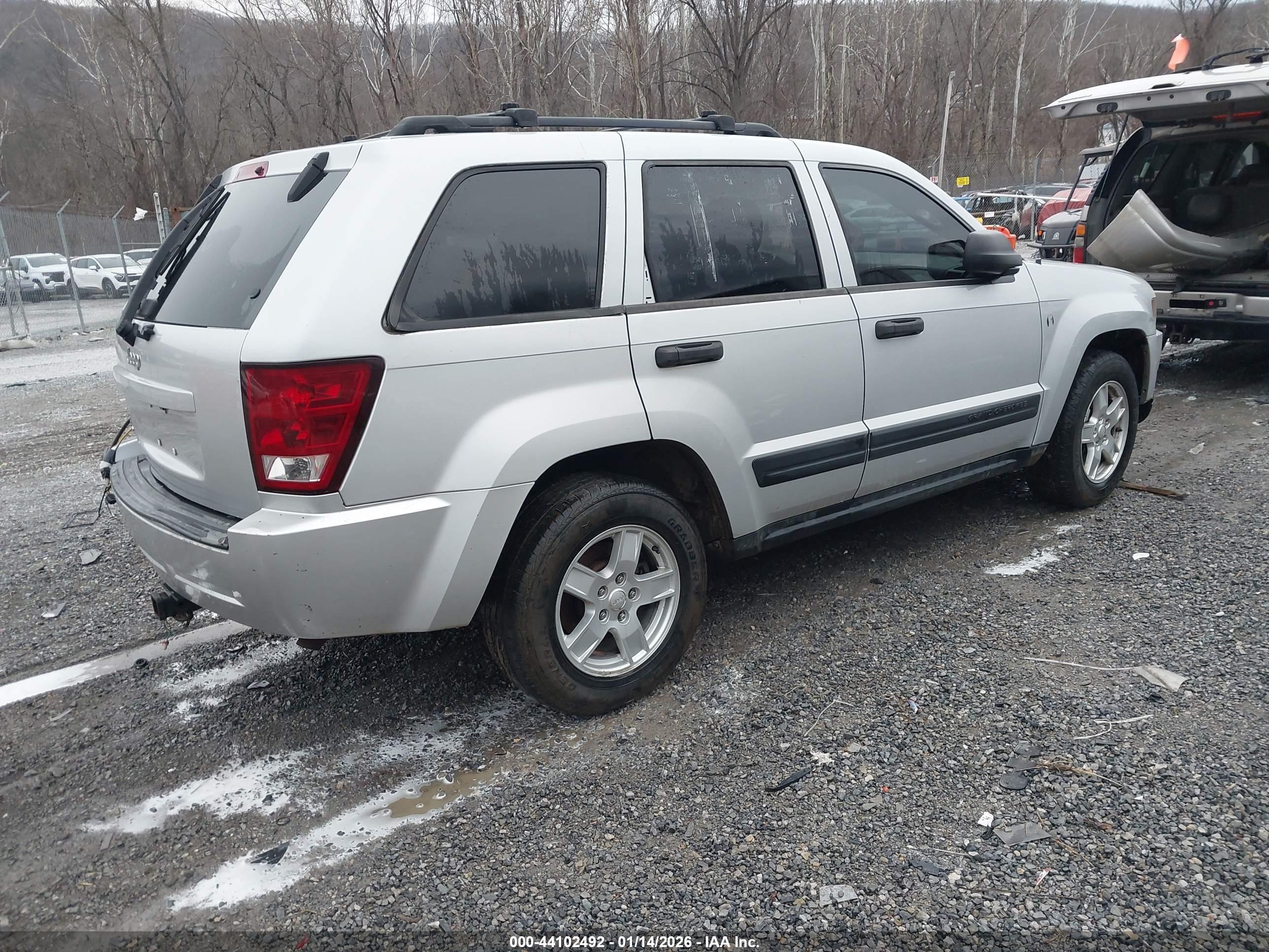 JEEP GRAND image 4