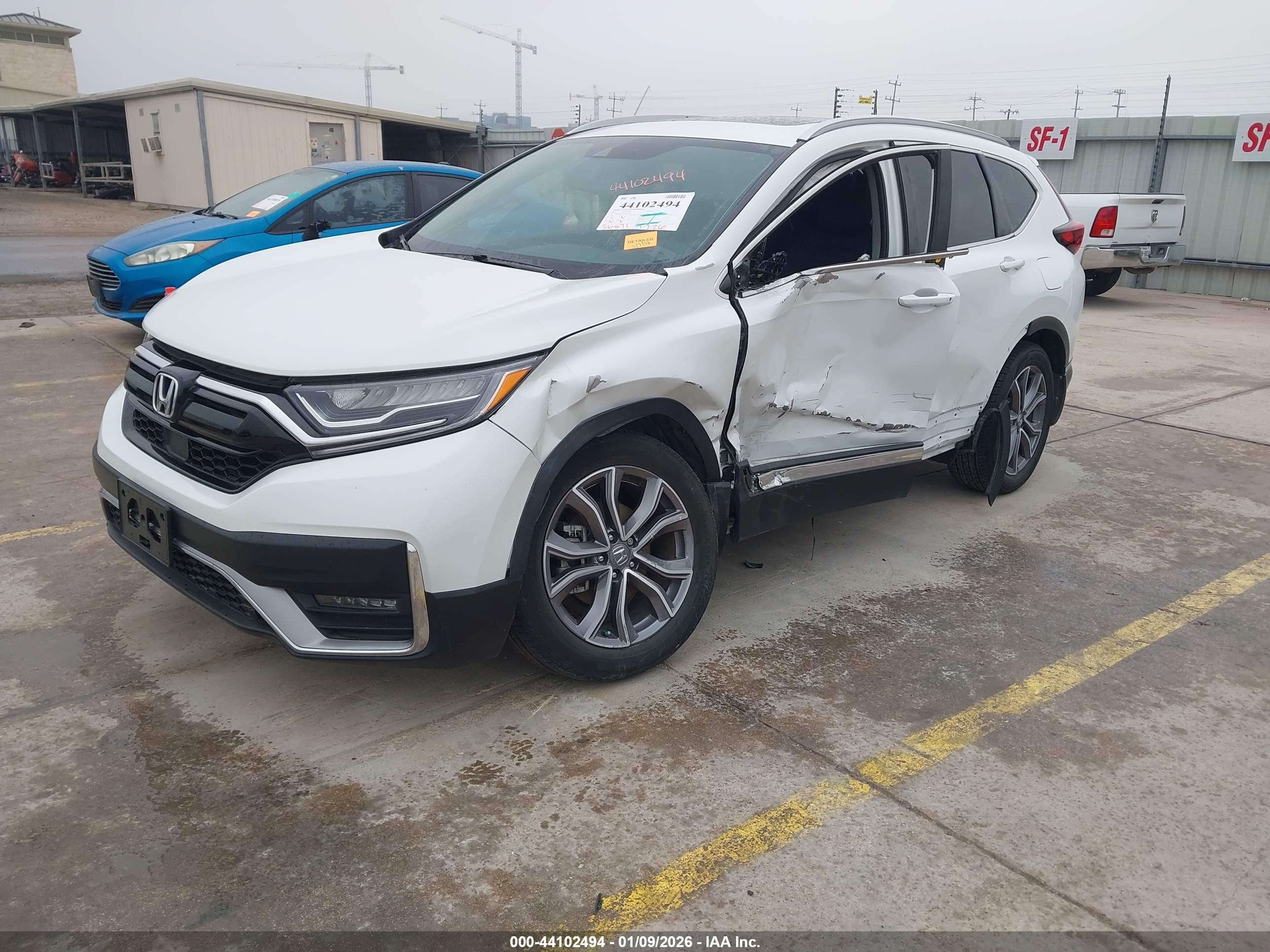 HONDA CR-V image 2