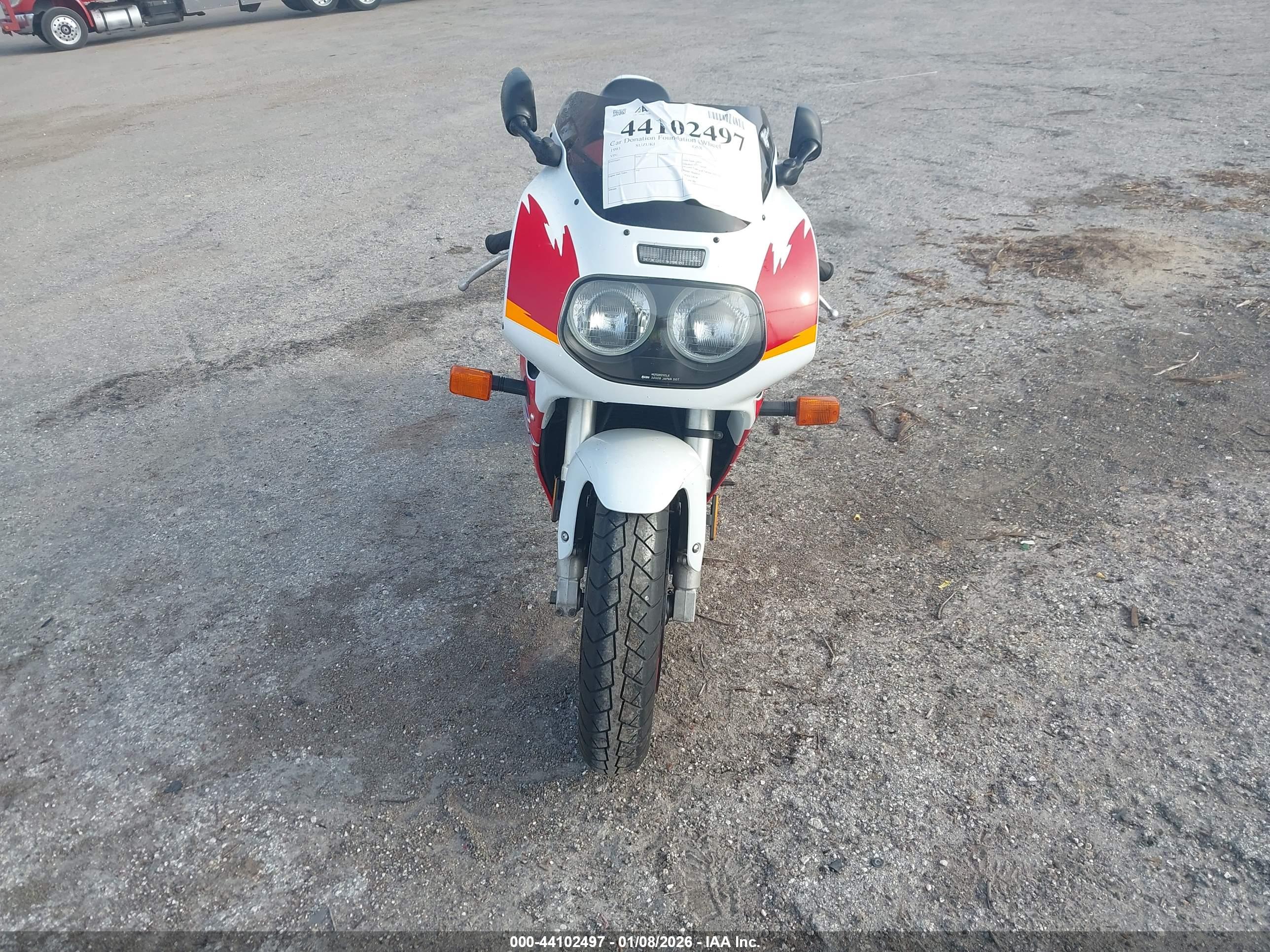 SUZUKI GSX-R600 image 5