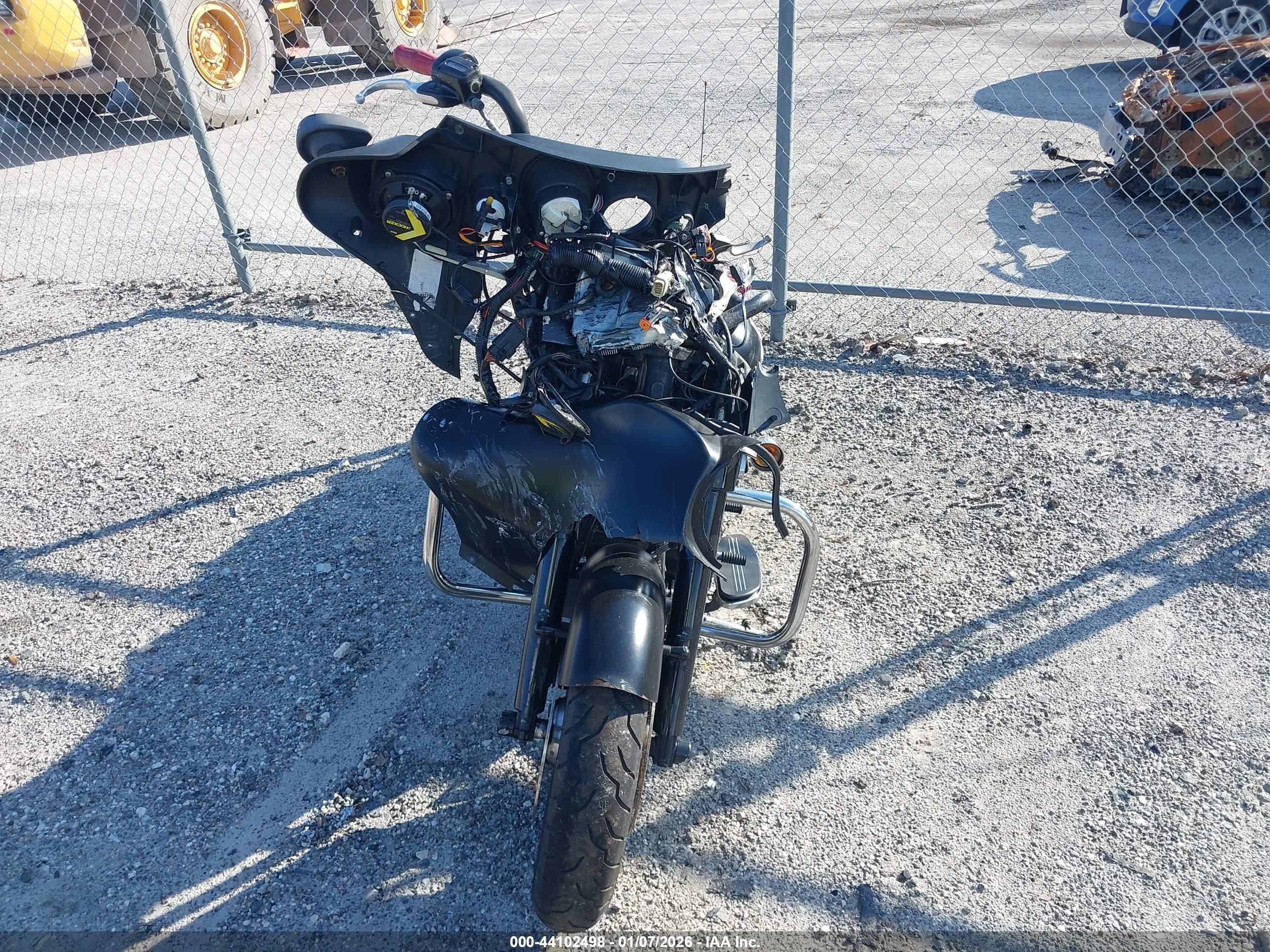 HARLEY-DAVIDSON FLHX image 5