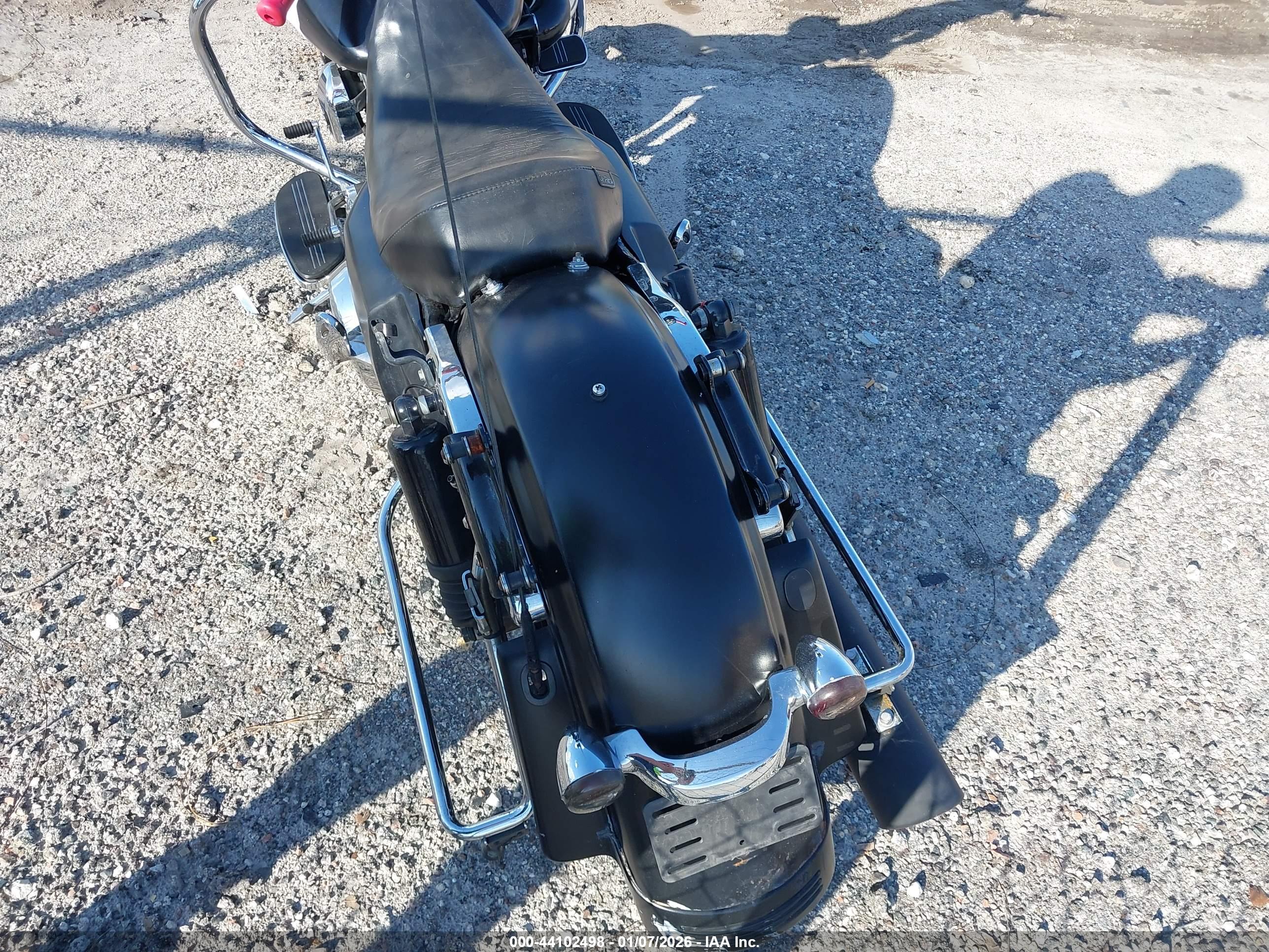 HARLEY-DAVIDSON FLHX image 6