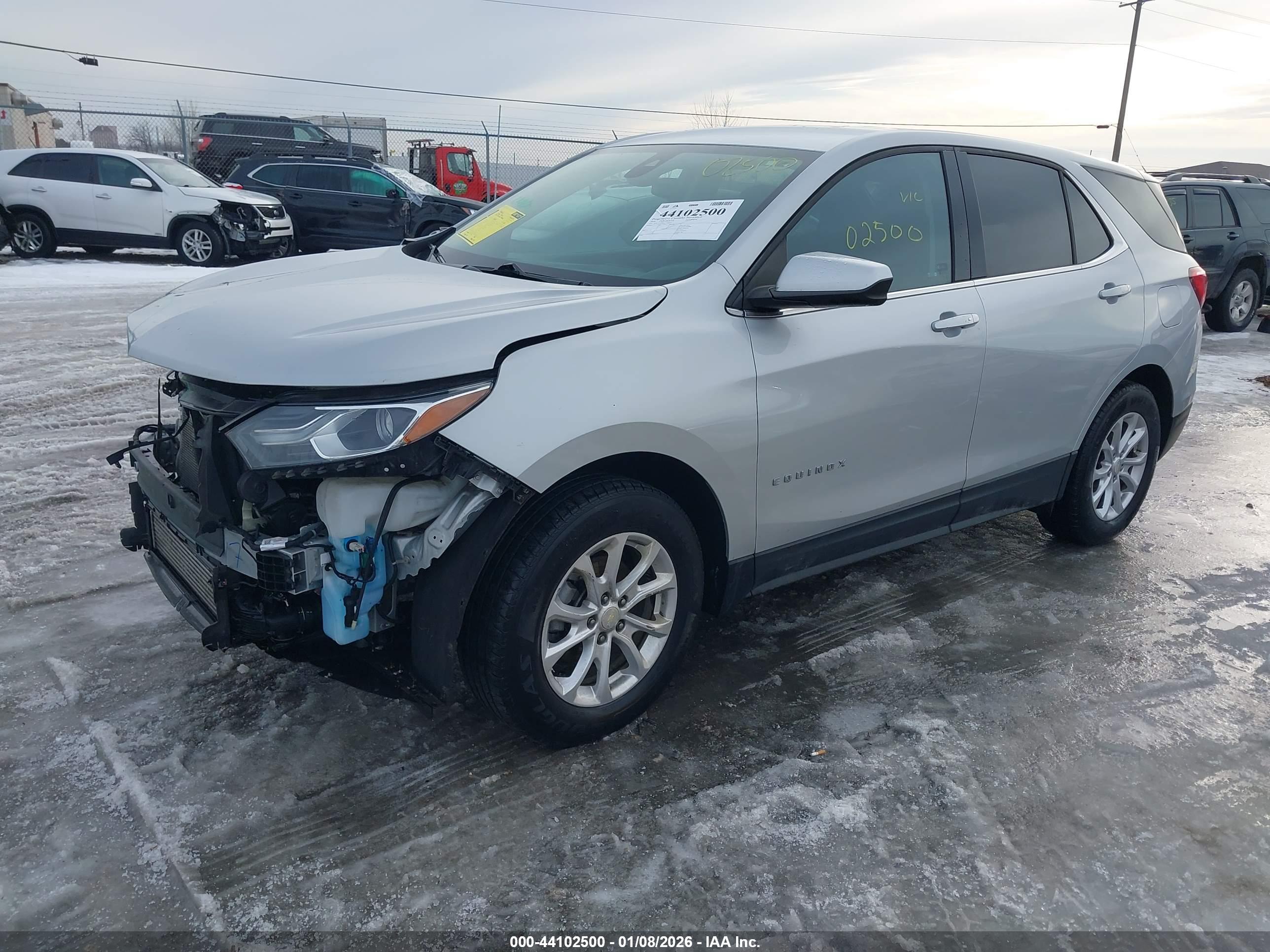 CHEVROLET EQUINOX image 2