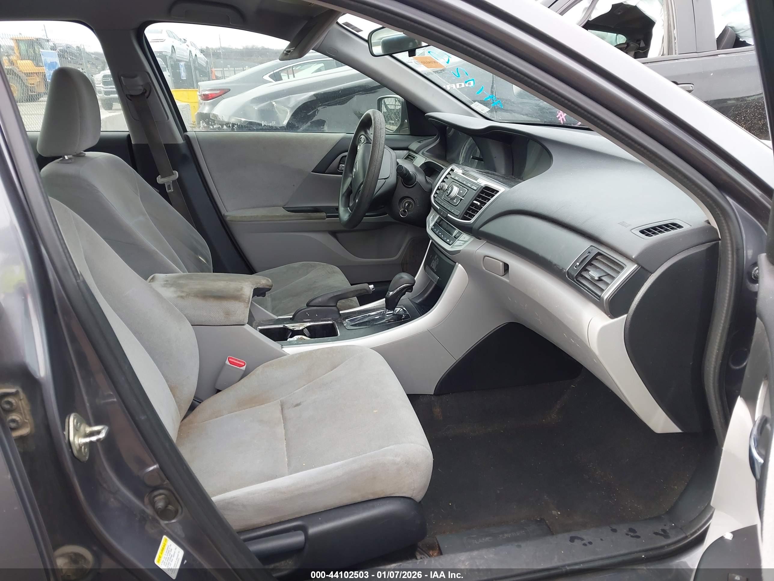 HONDA ACCORD image 5