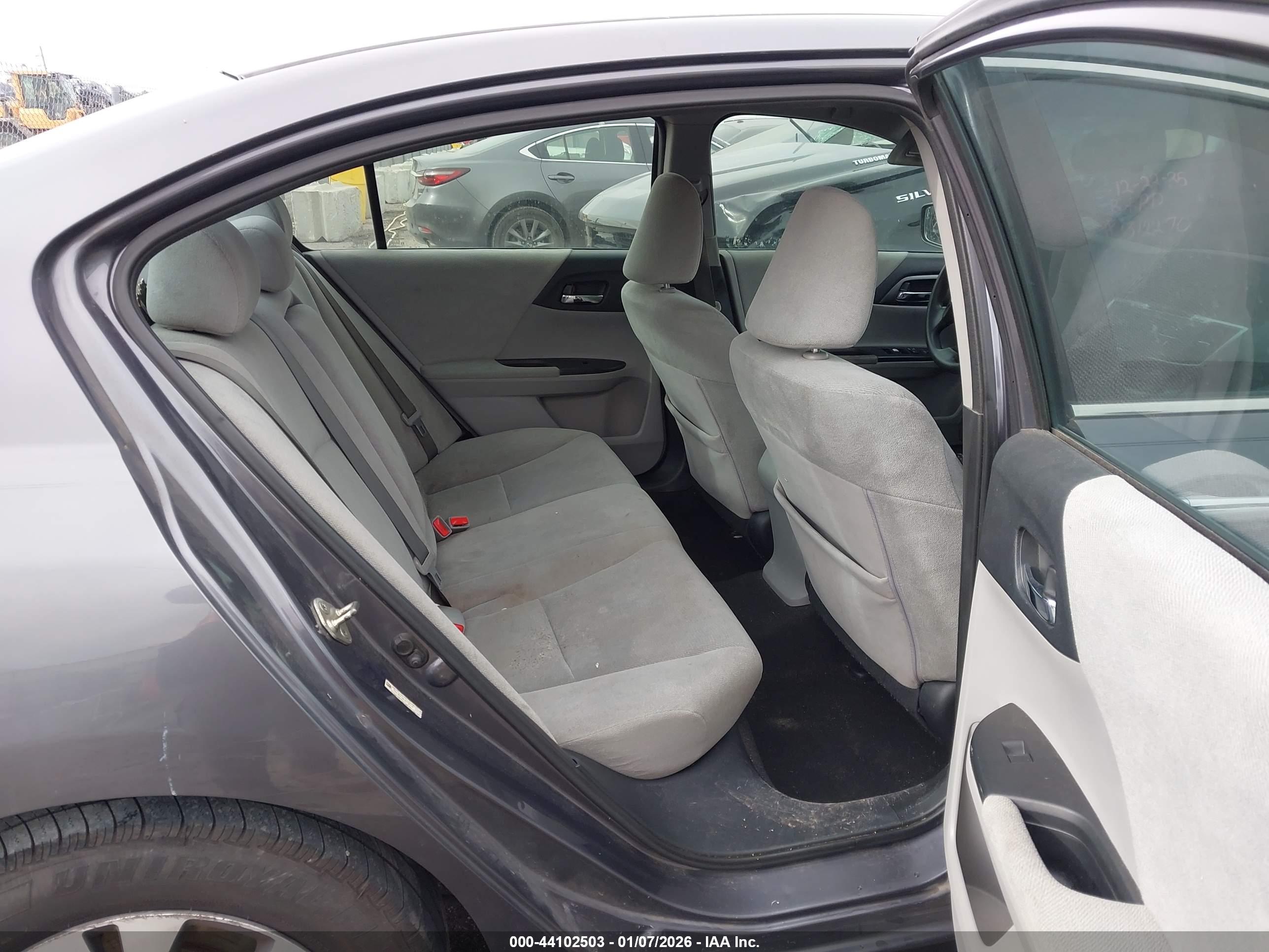 HONDA ACCORD image 8