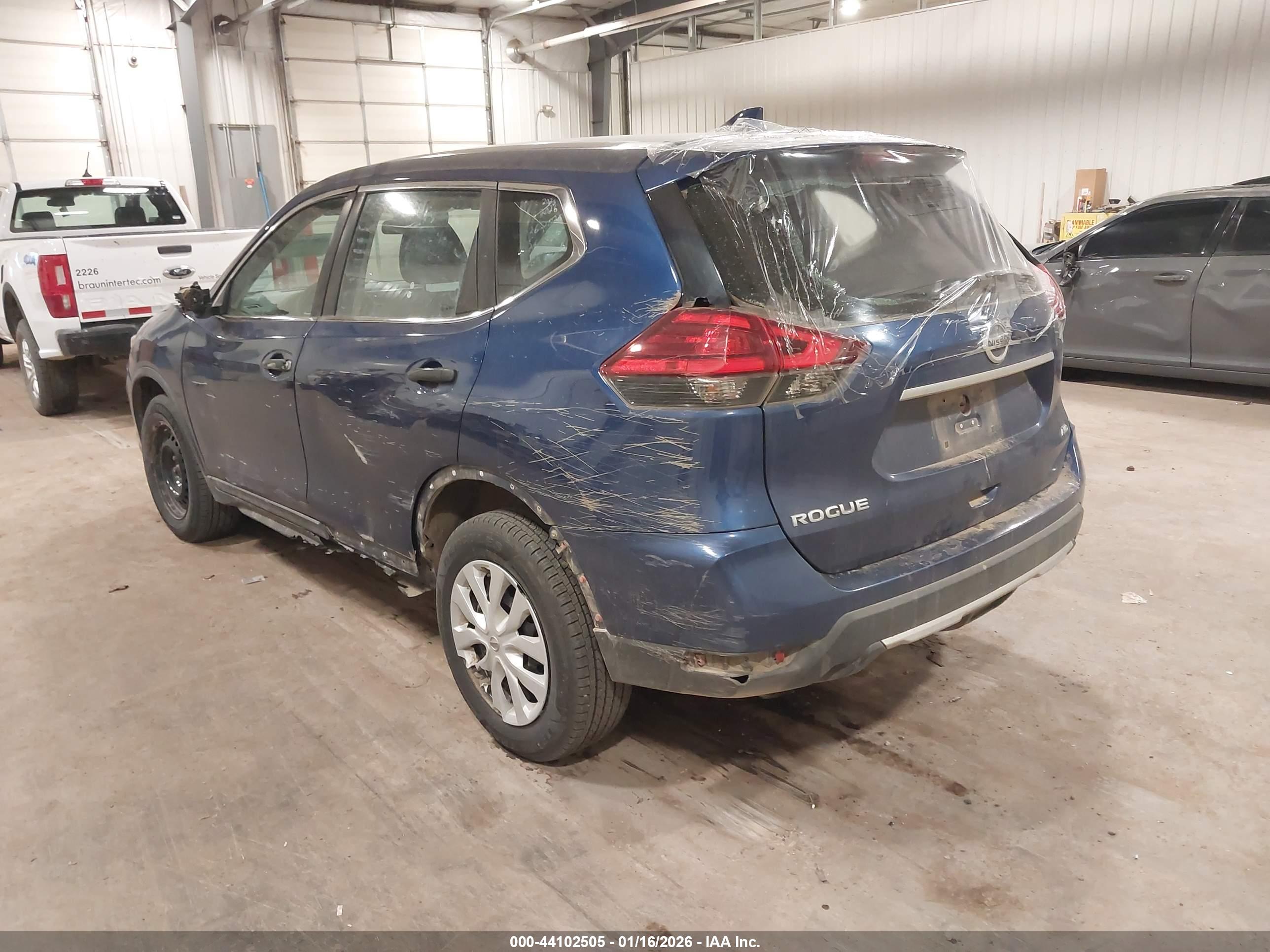 NISSAN ROGUE image 3