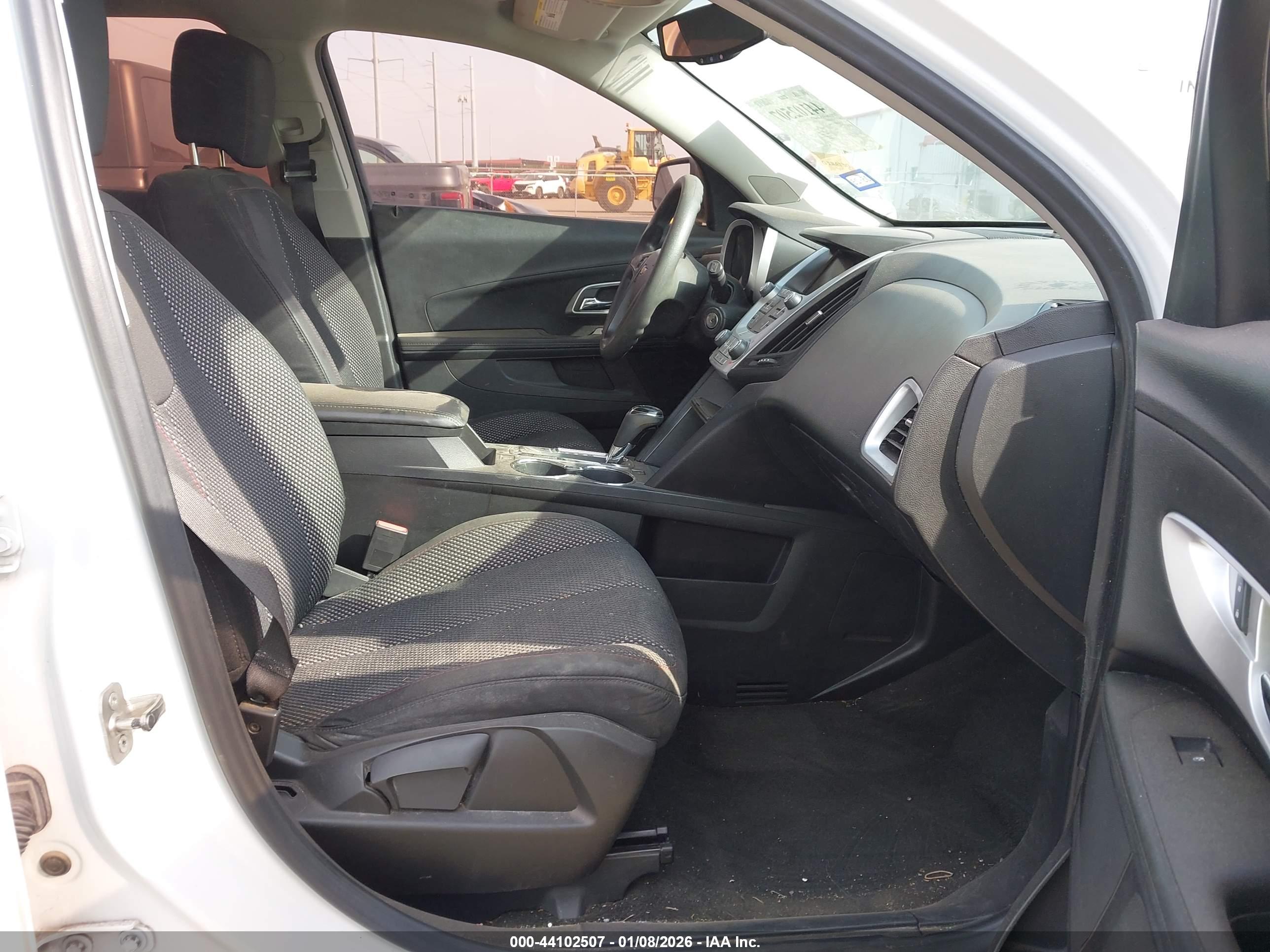 CHEVROLET EQUINOX image 5
