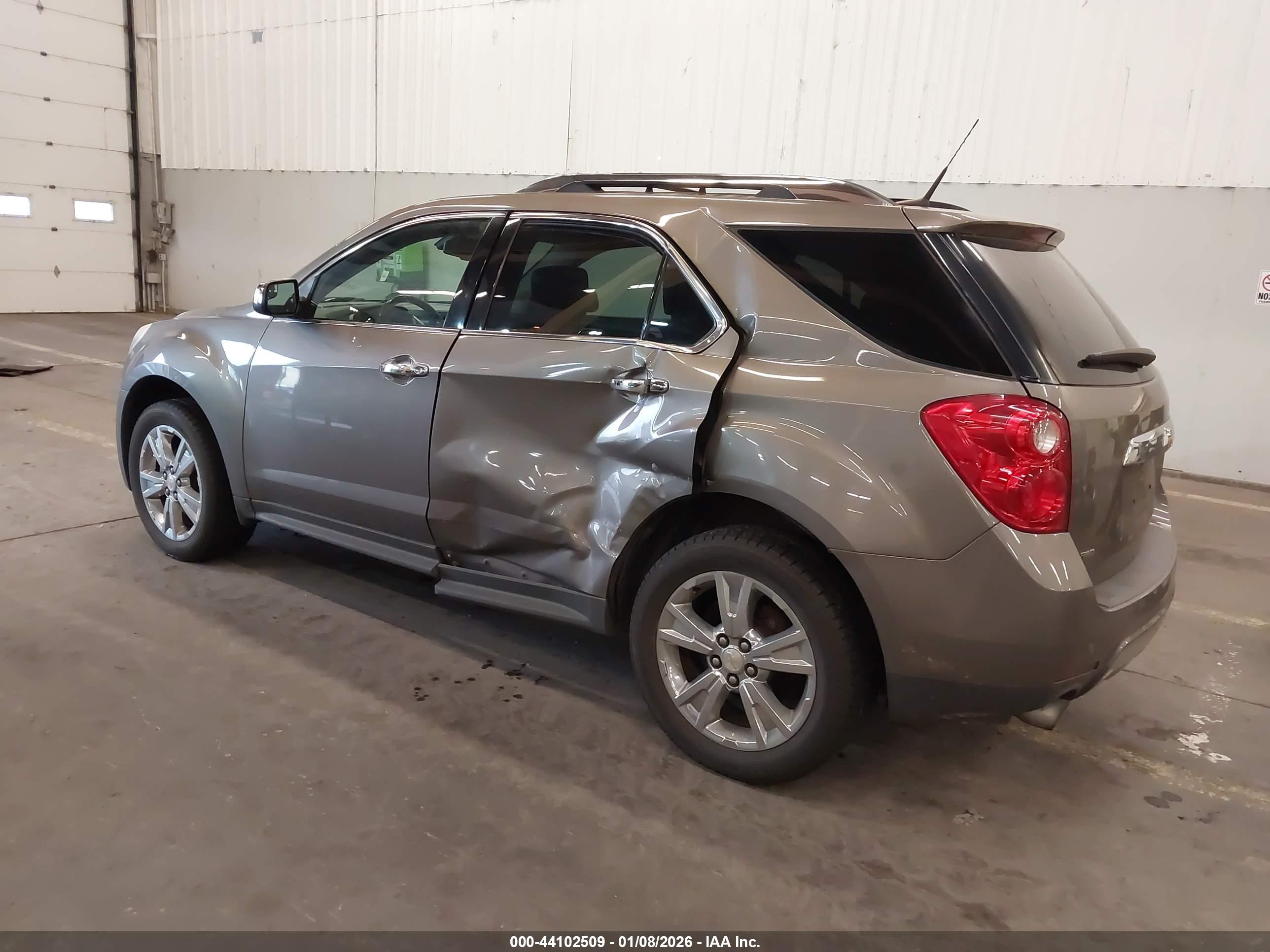 CHEVROLET EQUINOX image 3