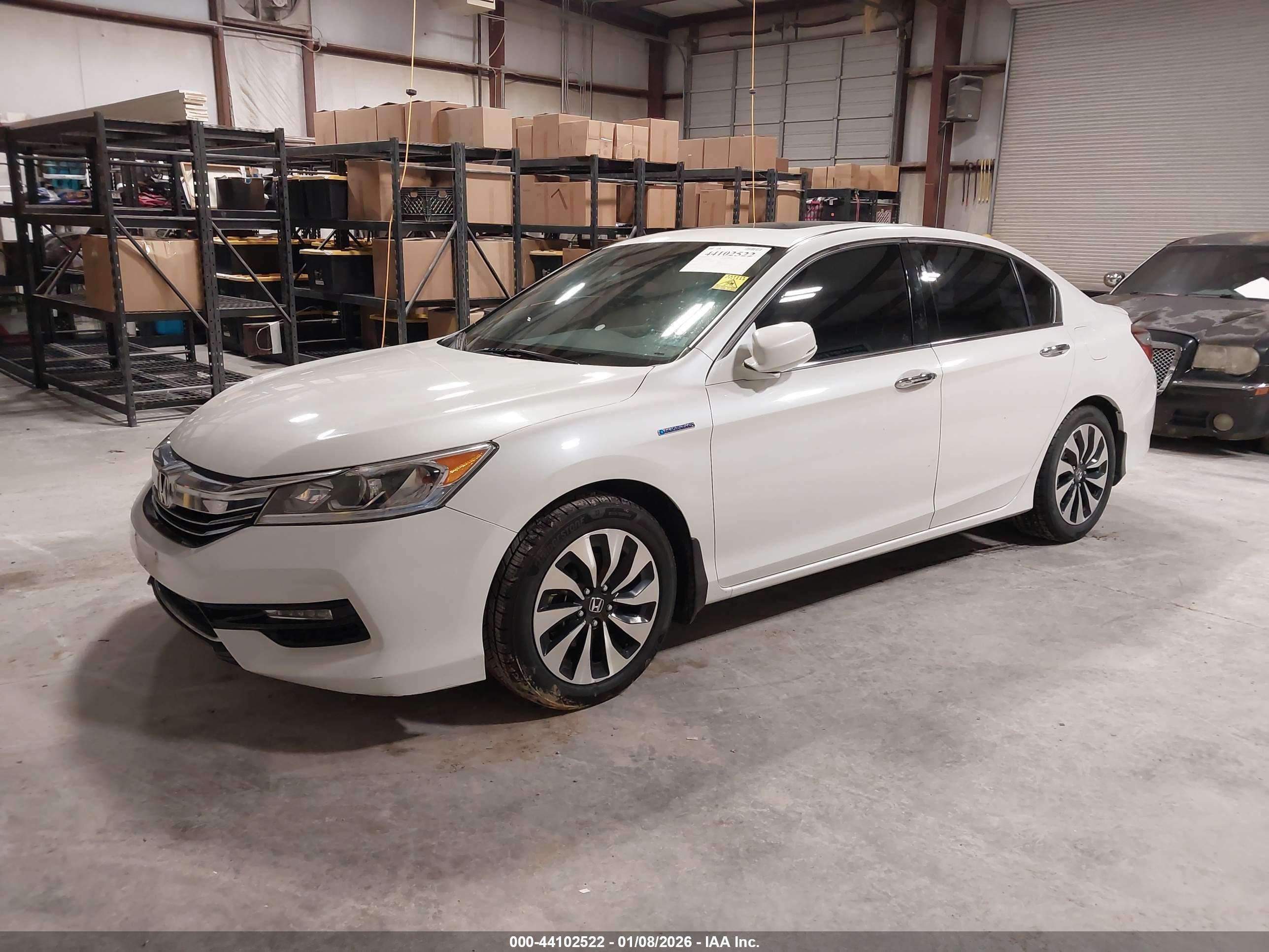 HONDA ACCORD image 2