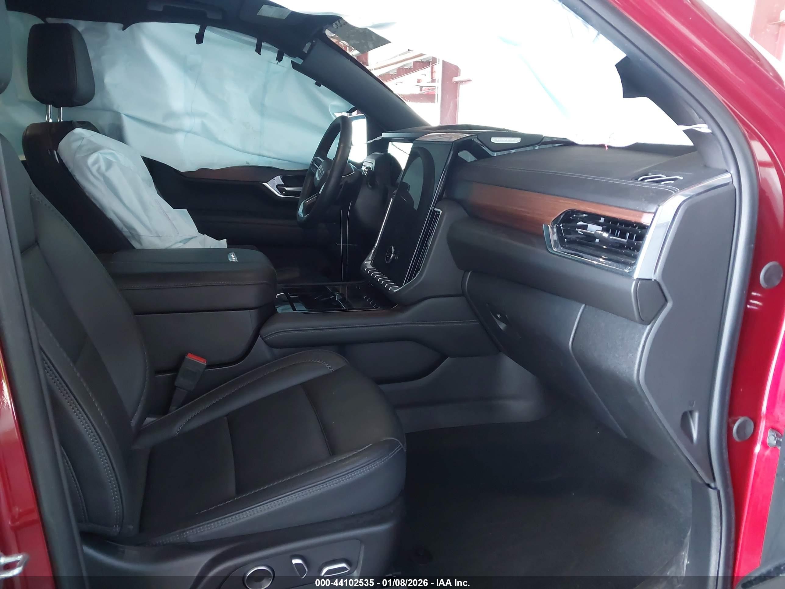 GMC YUKON image 5
