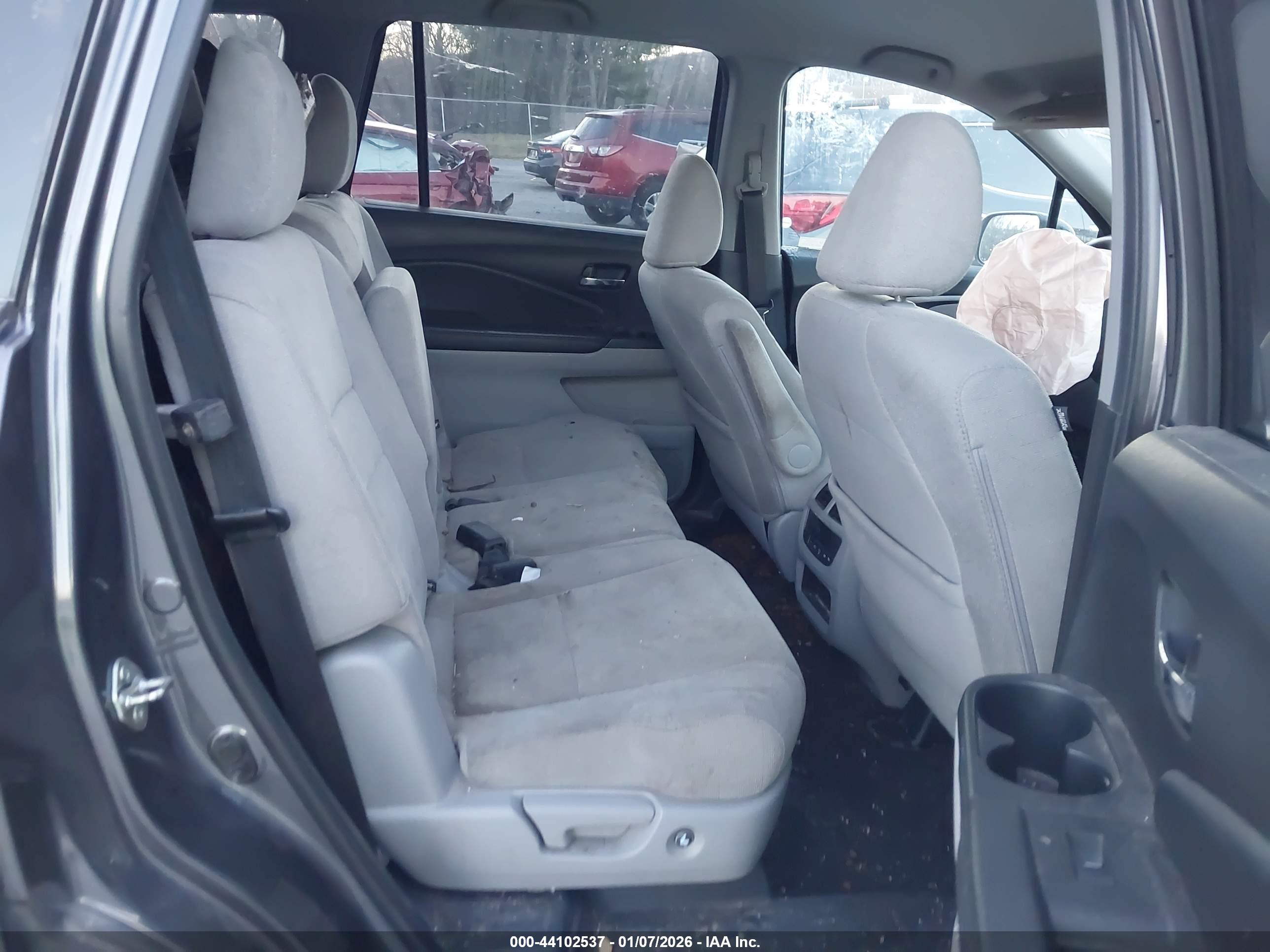 HONDA PILOT image 8