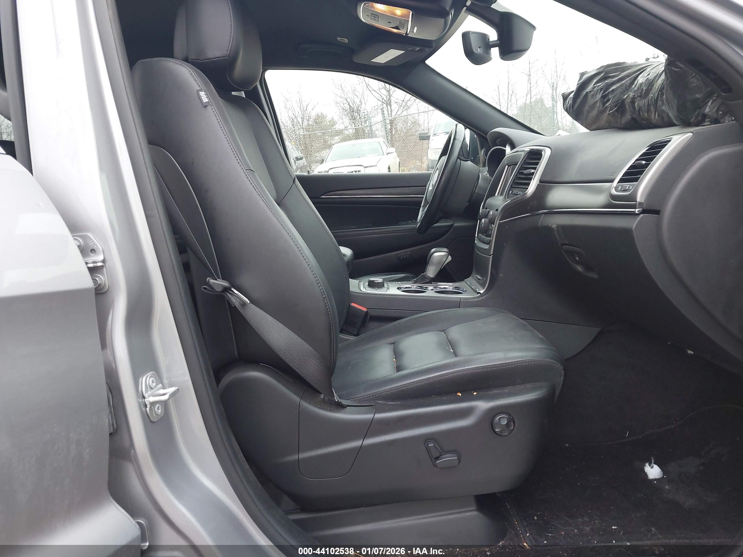 JEEP GRAND image 5