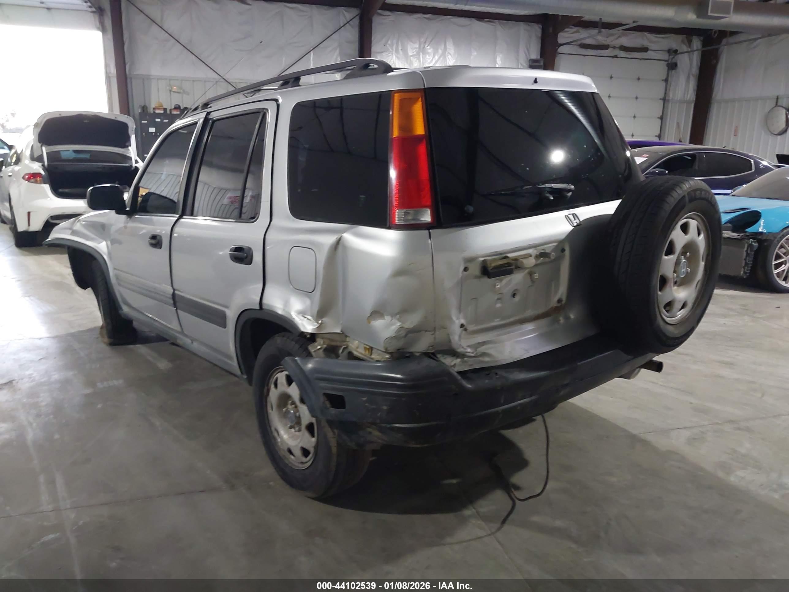 HONDA CR-V image 3