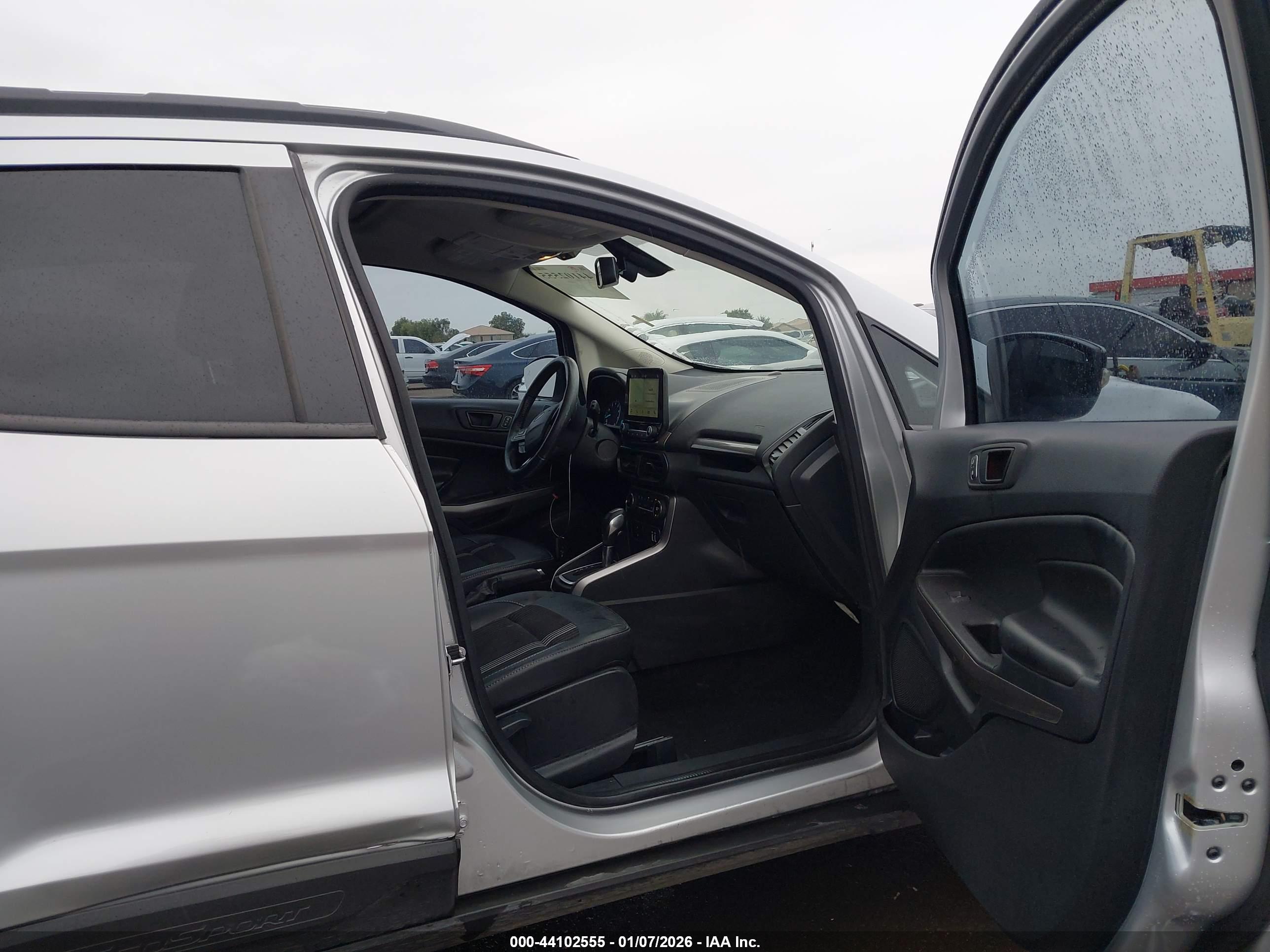 FORD ECOSPORT image 5