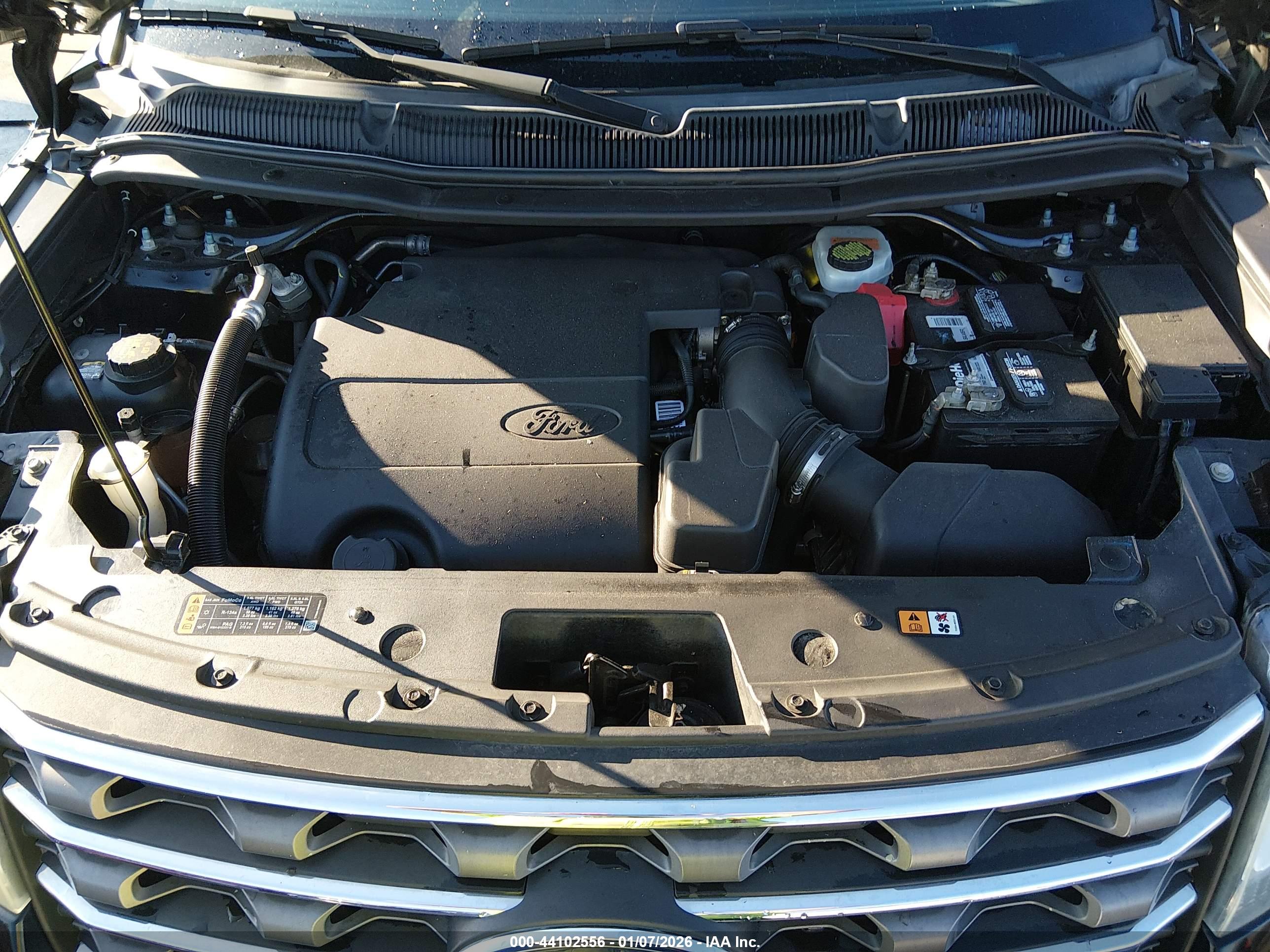 FORD EXPLORER image 10
