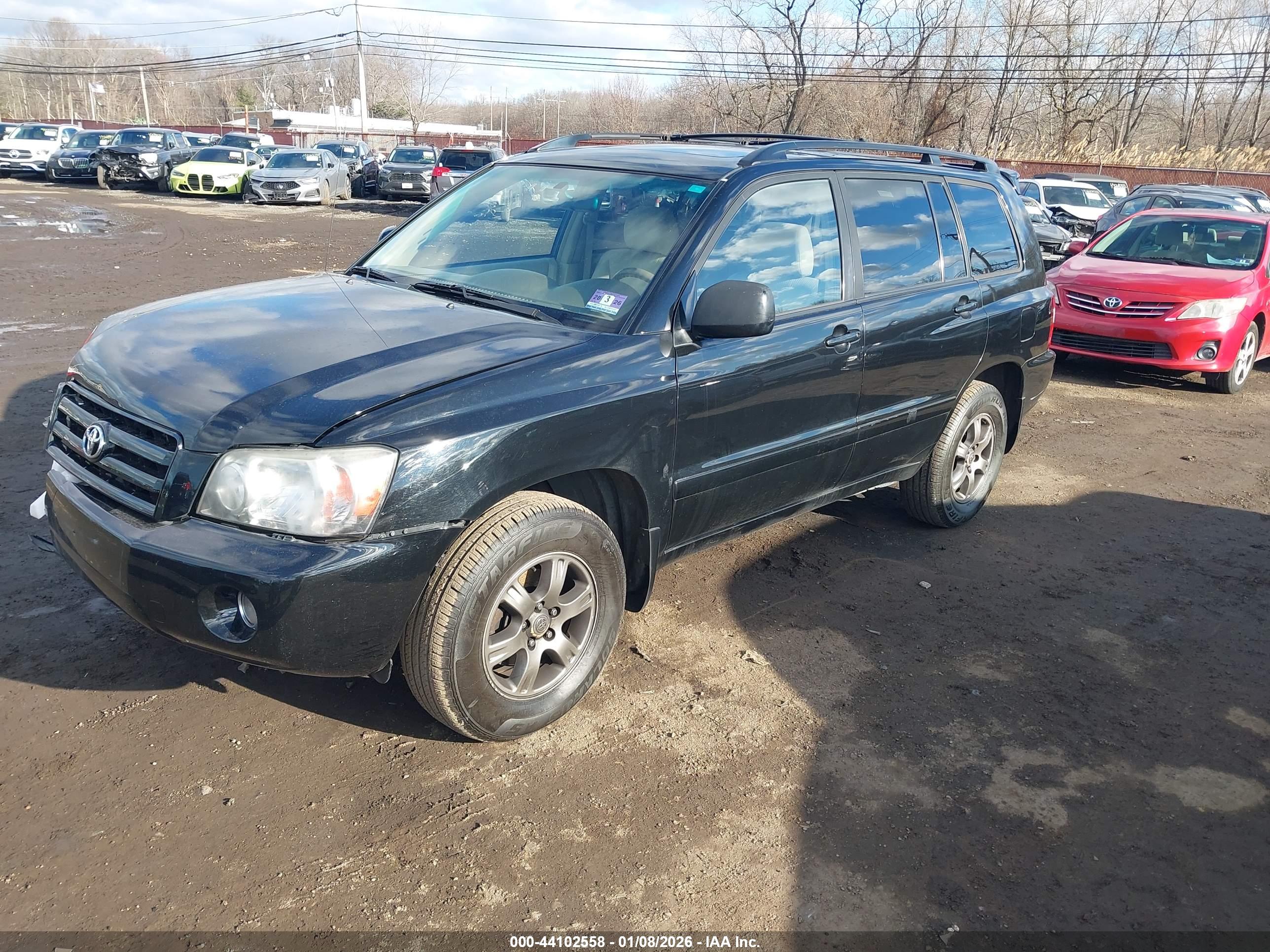 TOYOTA HIGHLANDER image 2