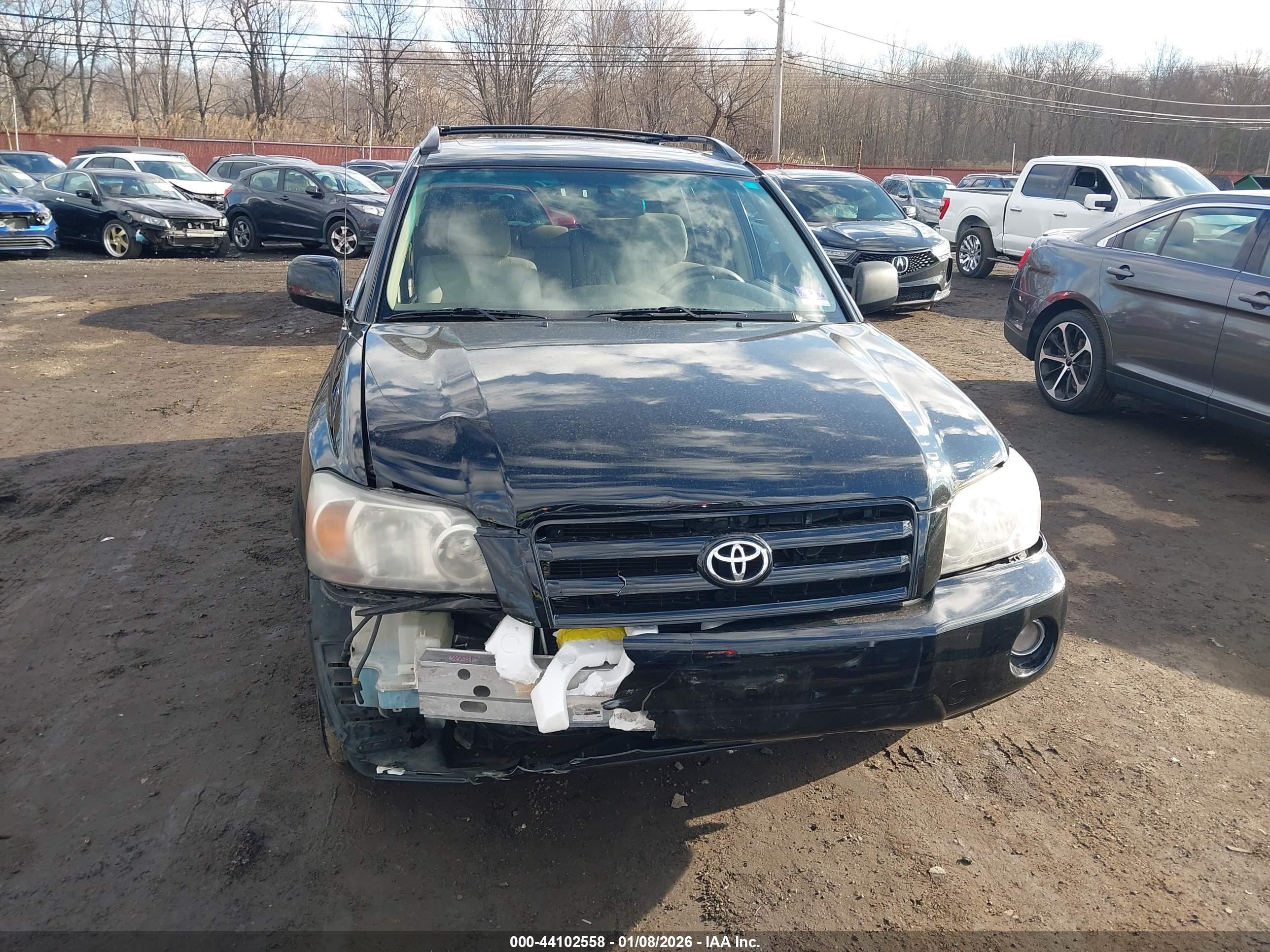 TOYOTA HIGHLANDER image 6