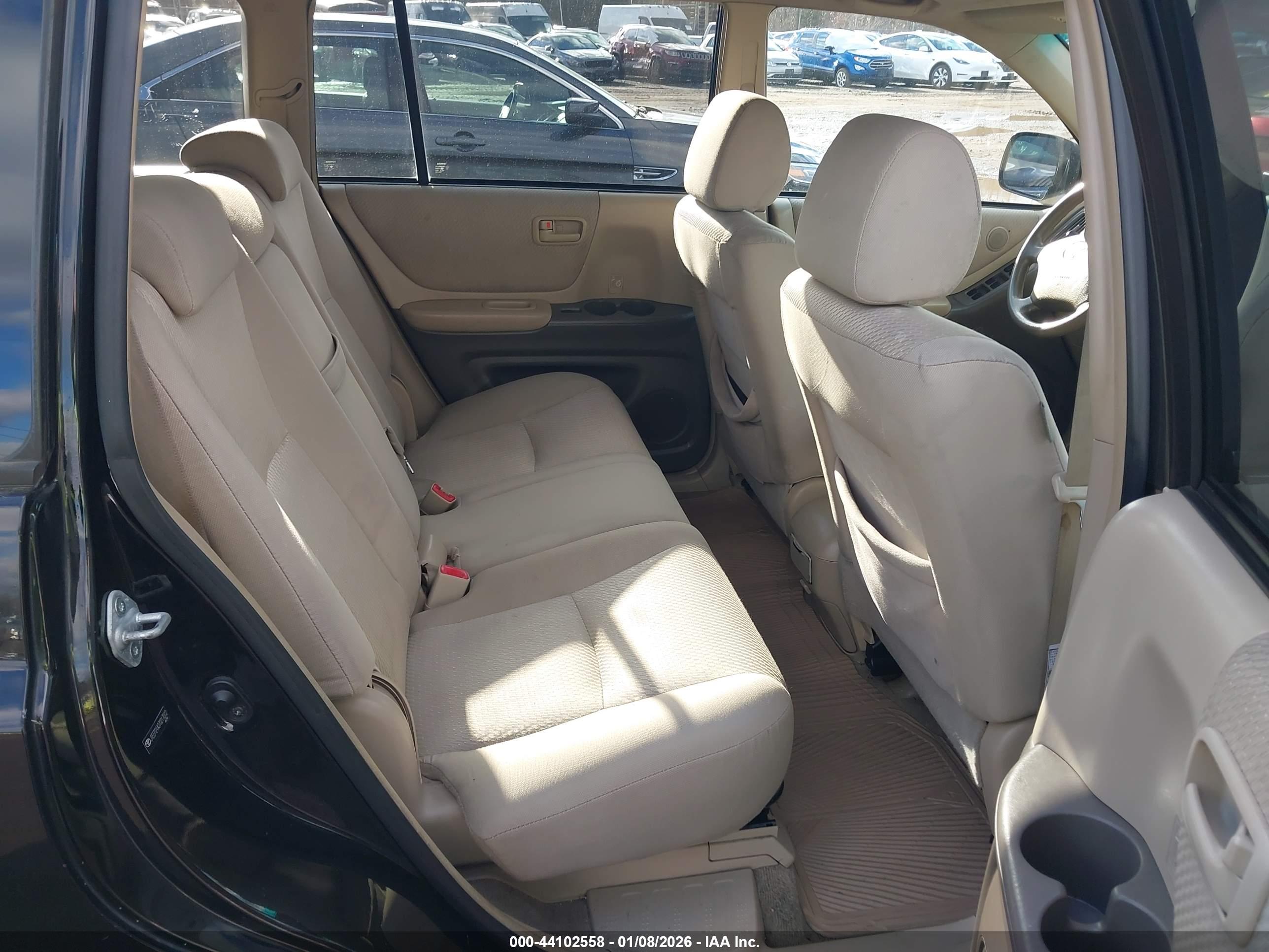TOYOTA HIGHLANDER image 8