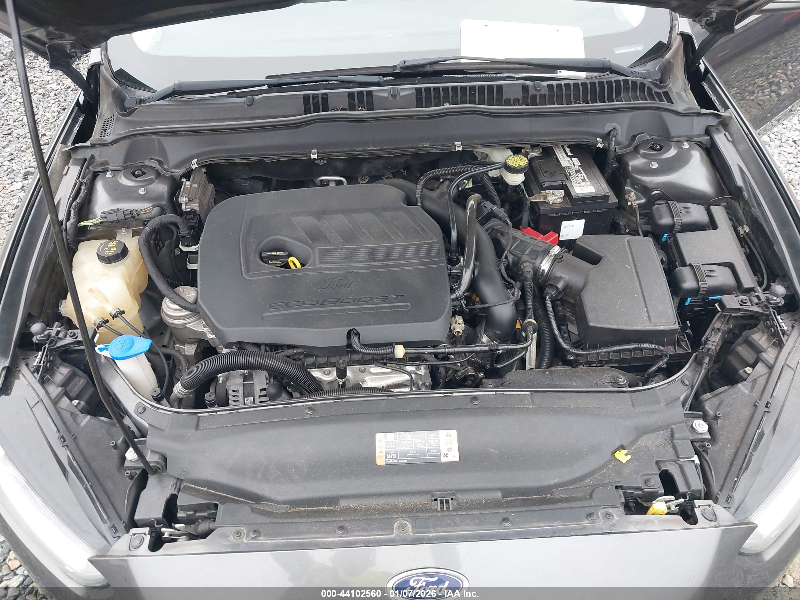 FORD FUSION image 10