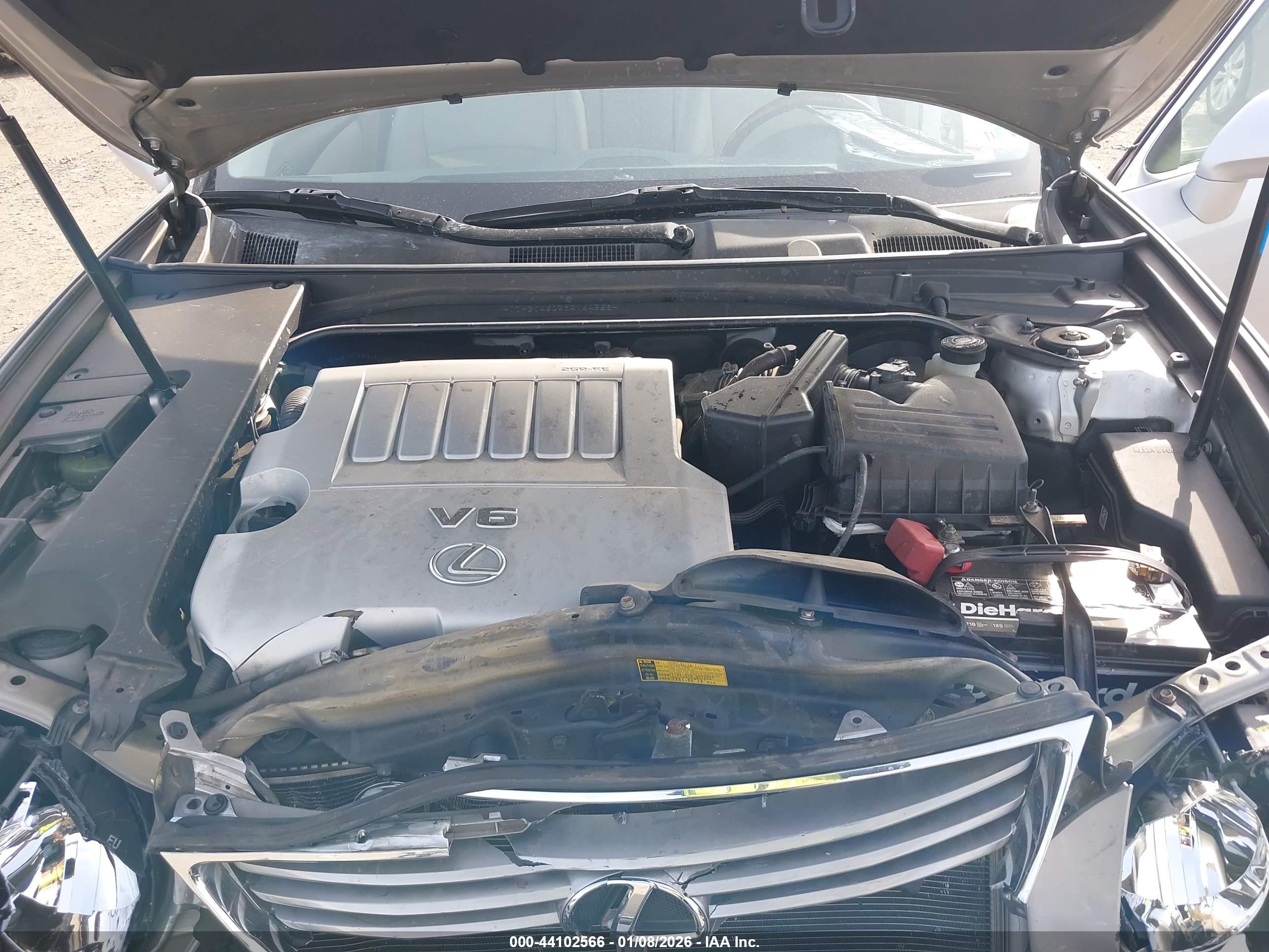 LEXUS ES image 10
