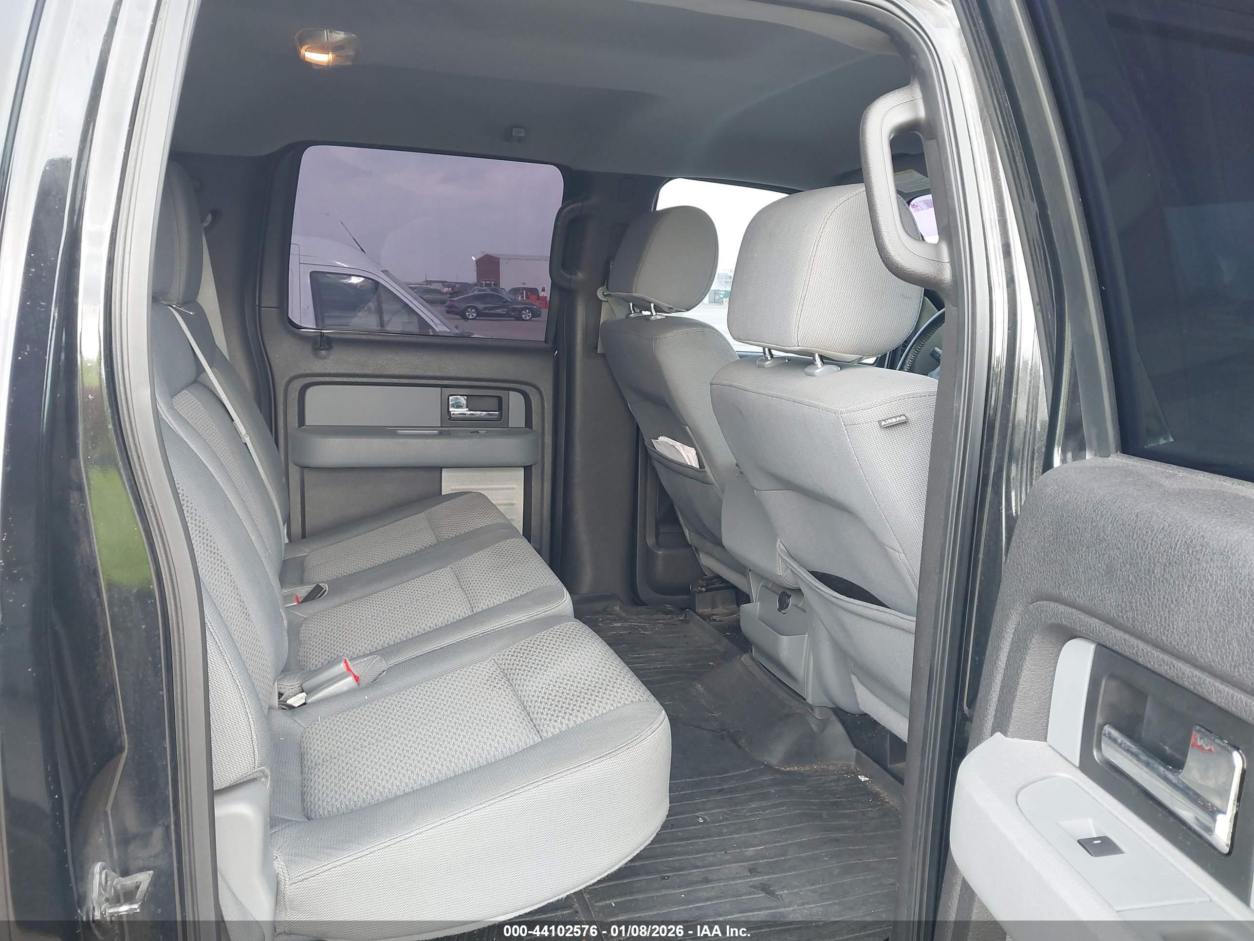 FORD F-150 image 8